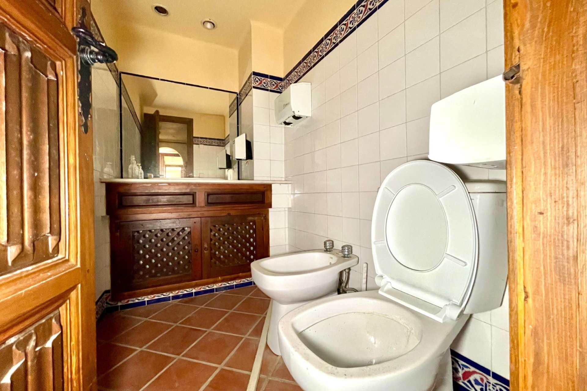 Resale - Commercial - Torrevieja - Playa Los Locos