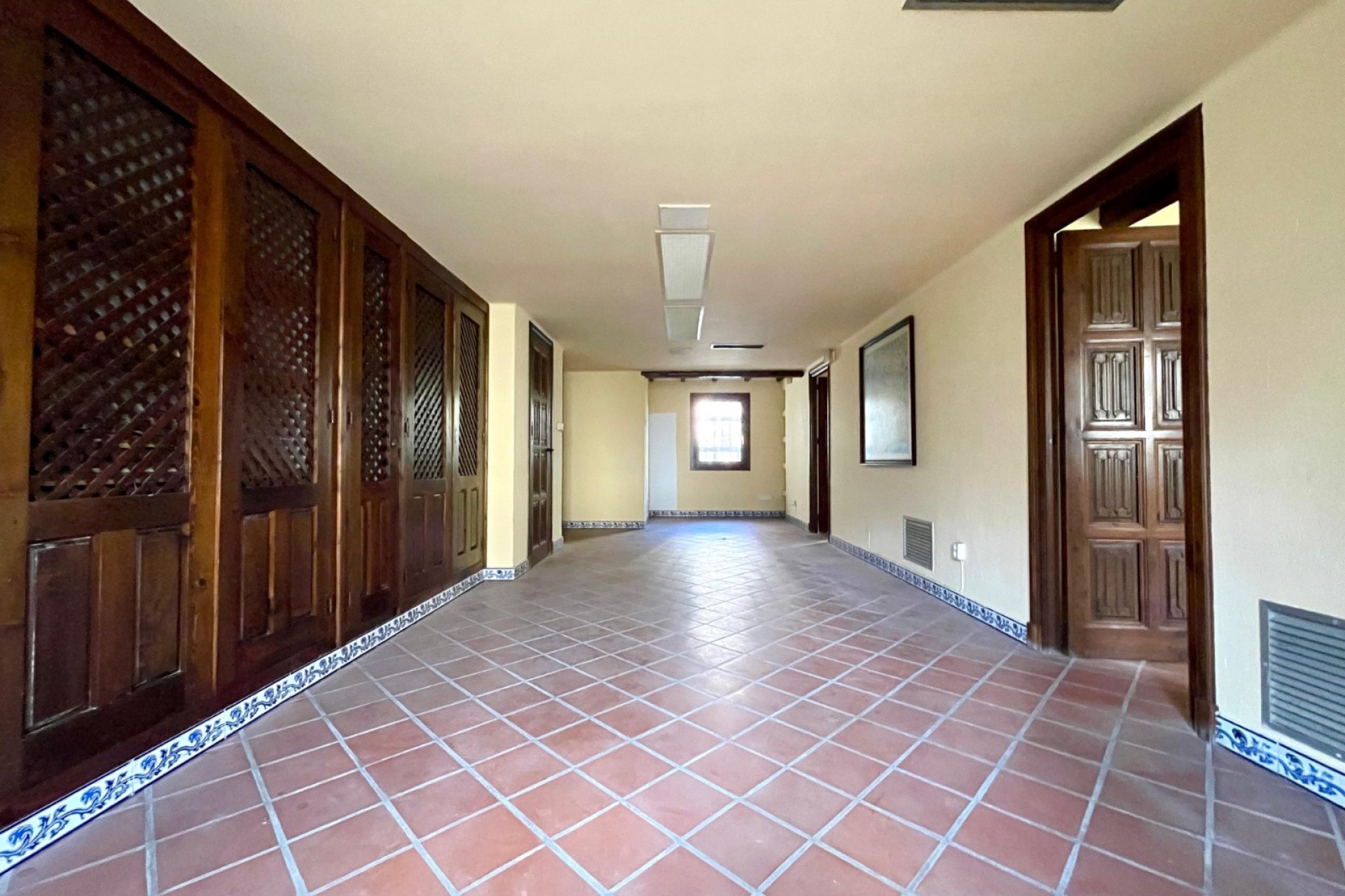 Resale - Commercial - Torrevieja - Playa Los Locos