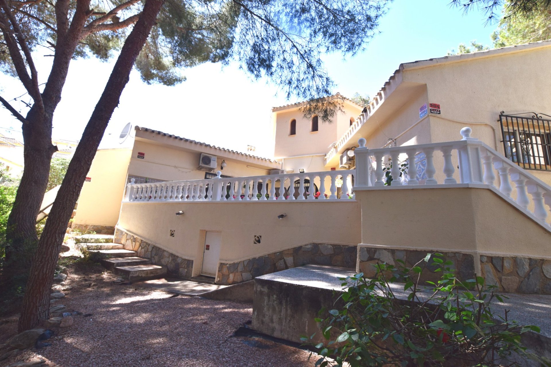 Resale - Detached Villa - Algorfa - Montemar - Saint Andrews Heights