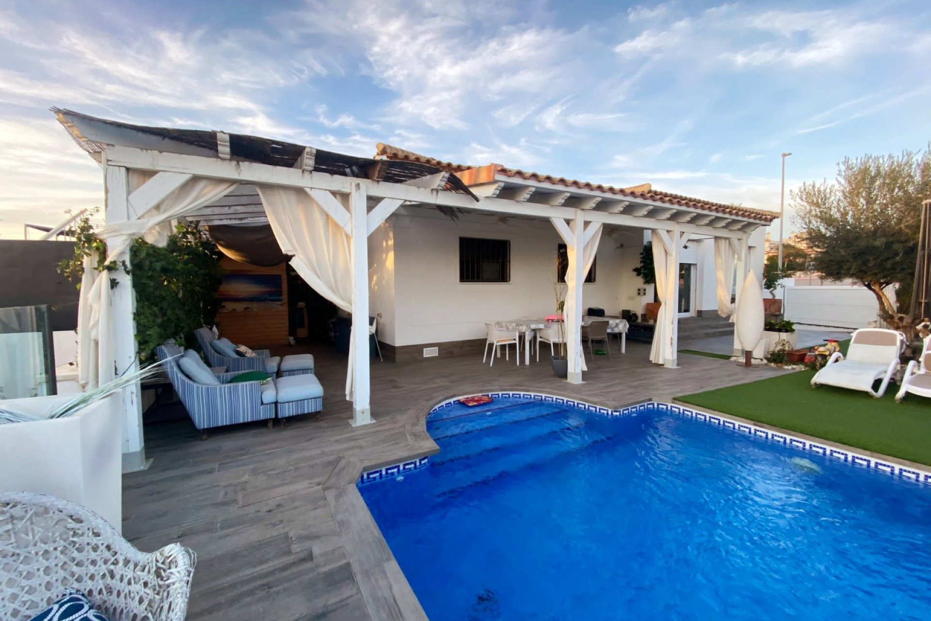 Resale - Detached Villa - San Fulgencio - La Marina