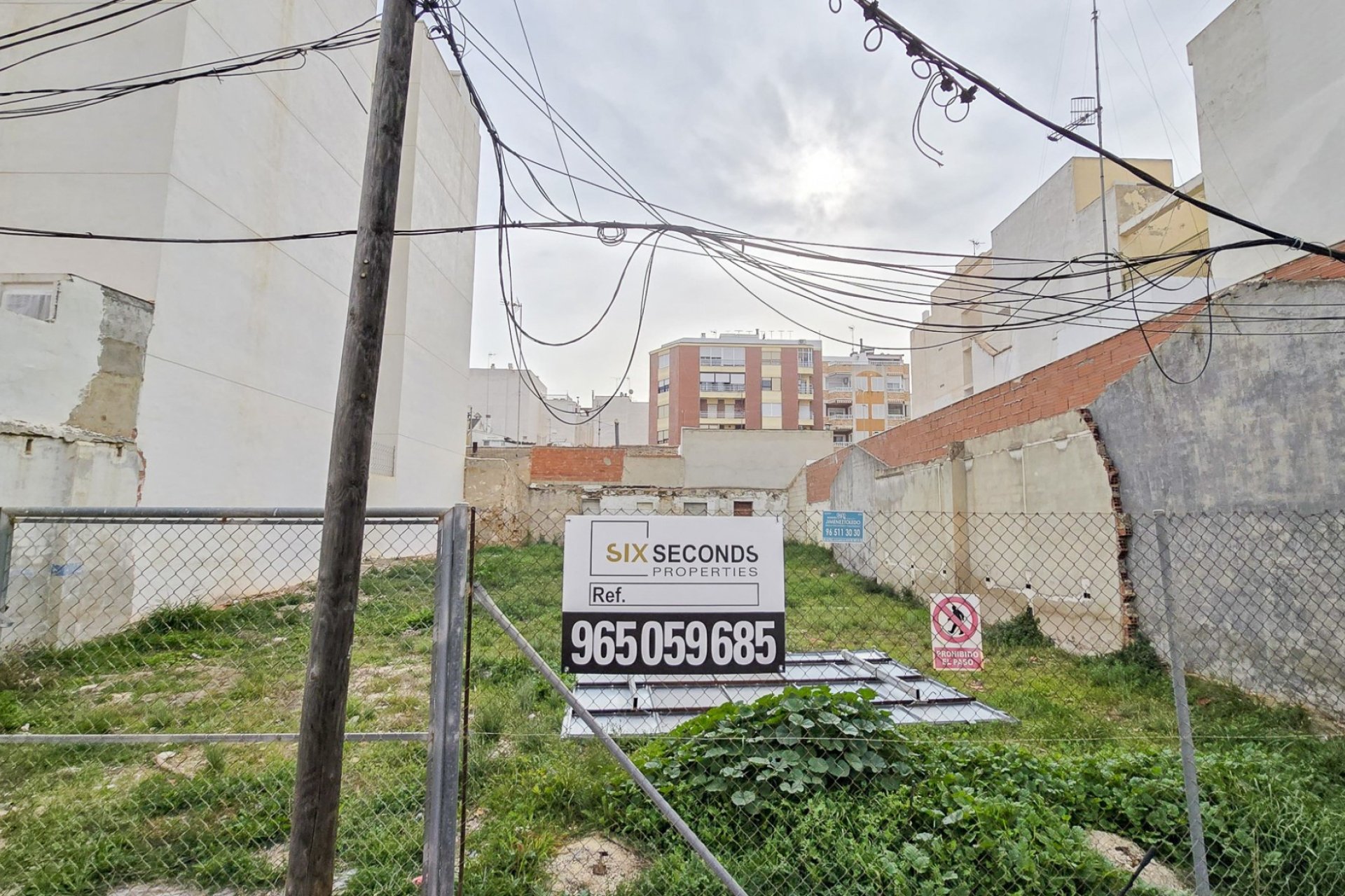 Resale - Plot / Land - Guardamar del Segura