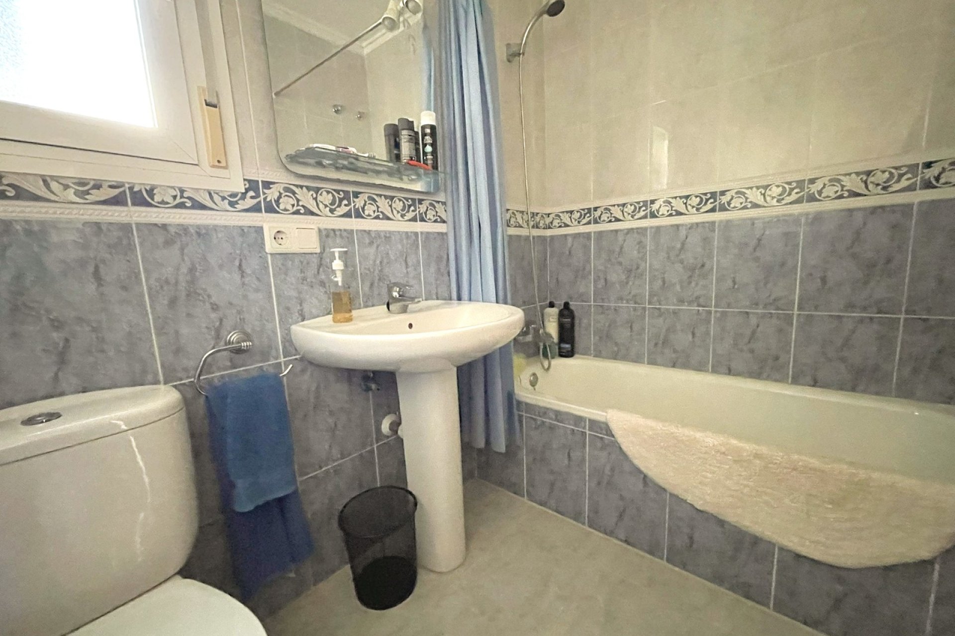 Resale - Townhouse - Ciudad quesada - Airstrip