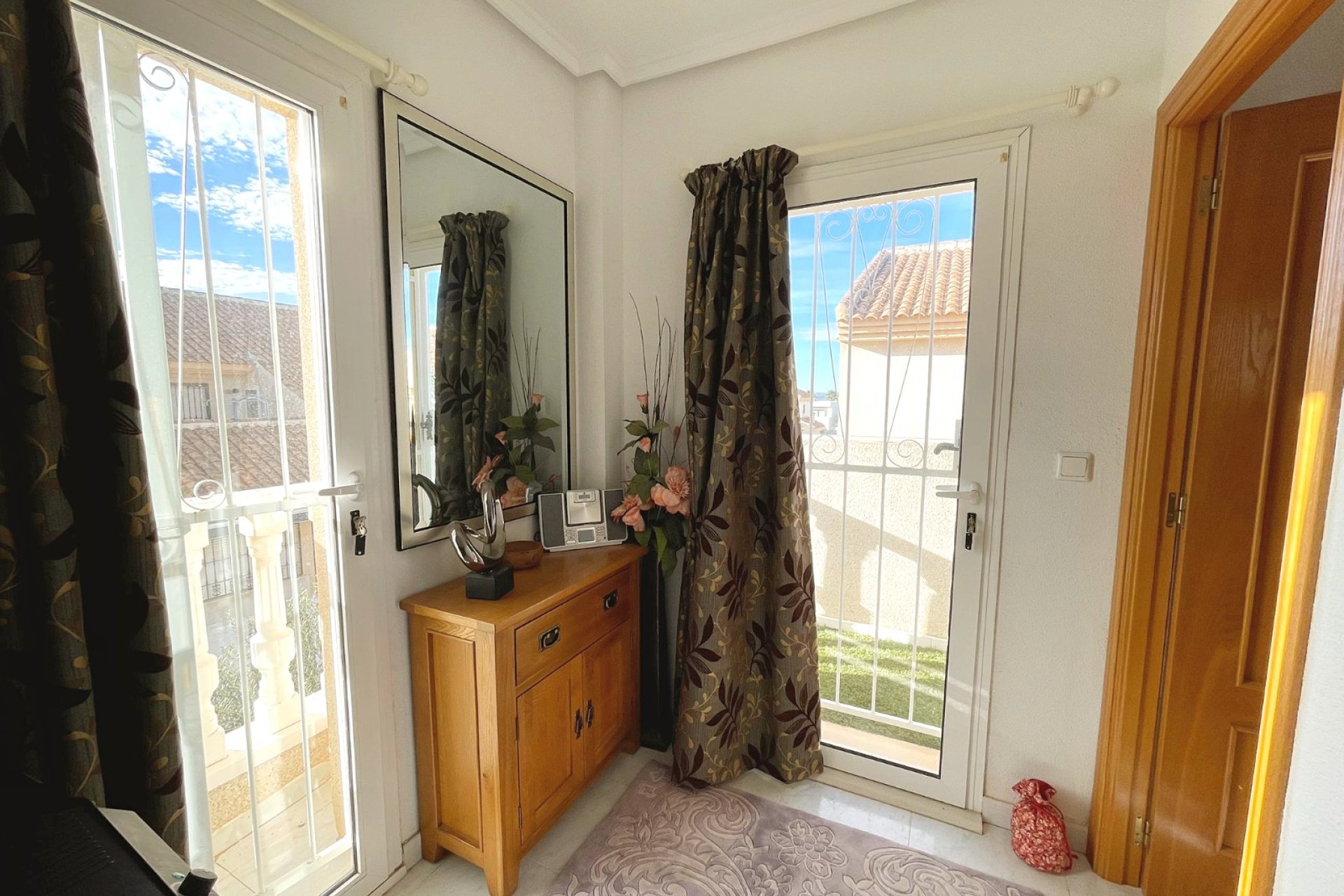 Resale - Townhouse - Ciudad quesada - Airstrip