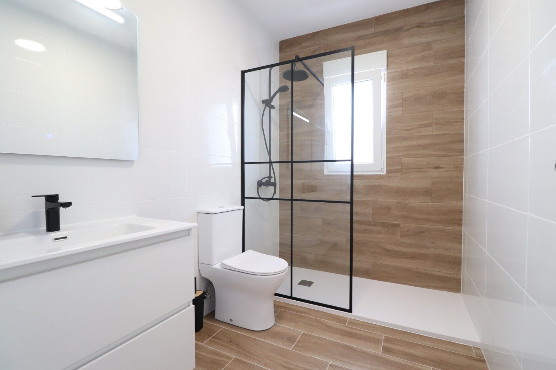 Resale - Townhouse - Ciudad quesada - Altos de Quesada