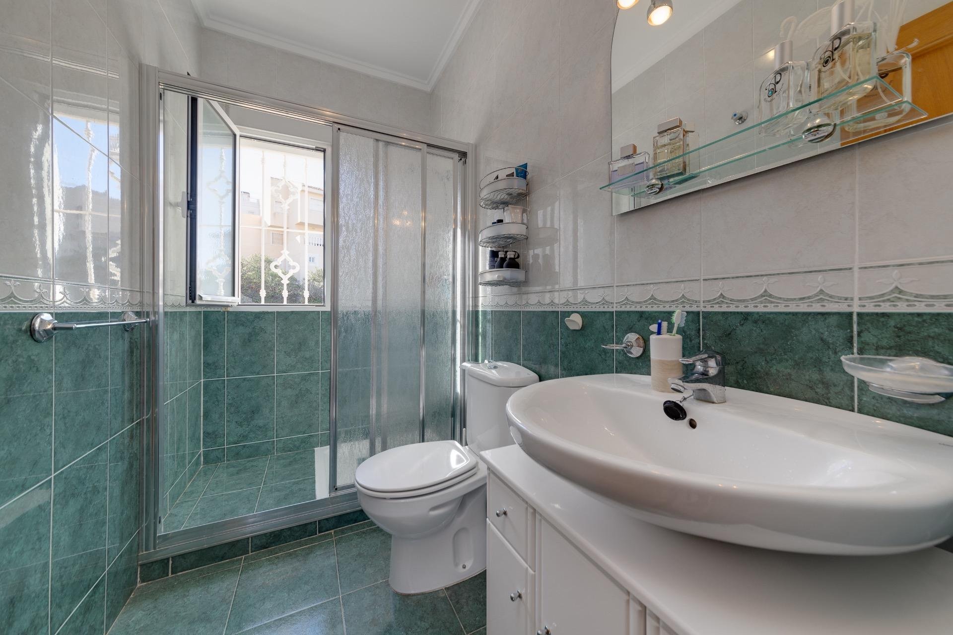 Resale - Townhouse - Ciudad quesada - Altos del golf ii