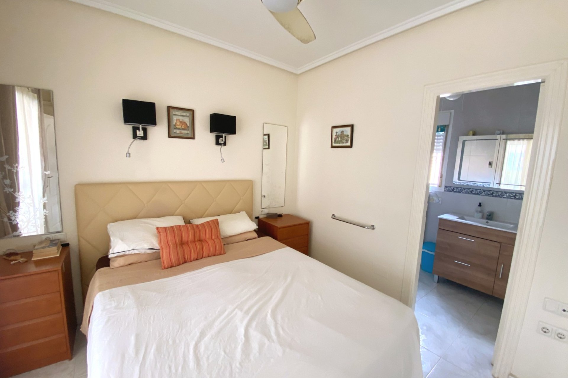 Resale - Townhouse - Ciudad quesada - Central Quesada