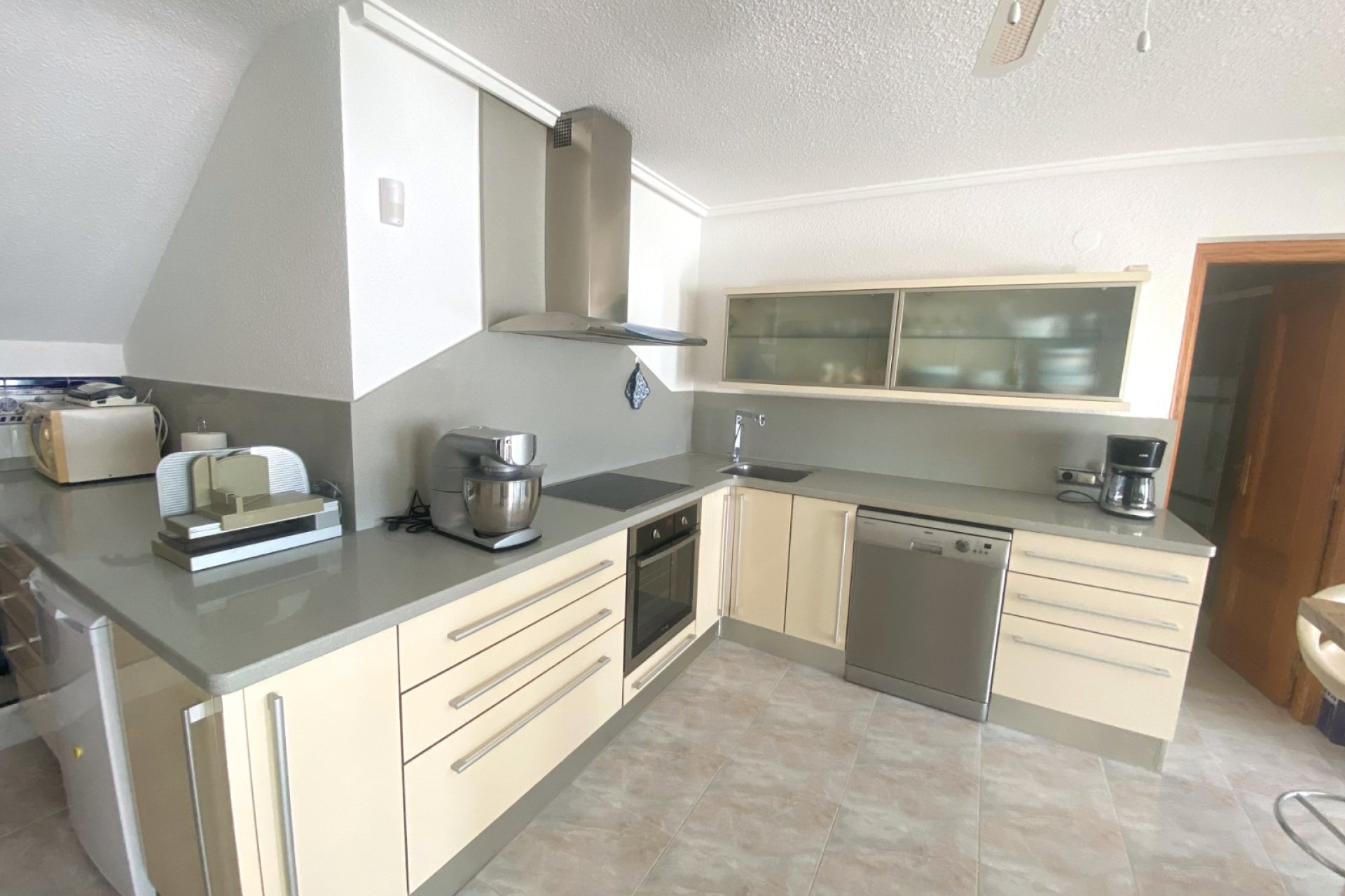 Resale - Townhouse - Ciudad quesada - Central Quesada