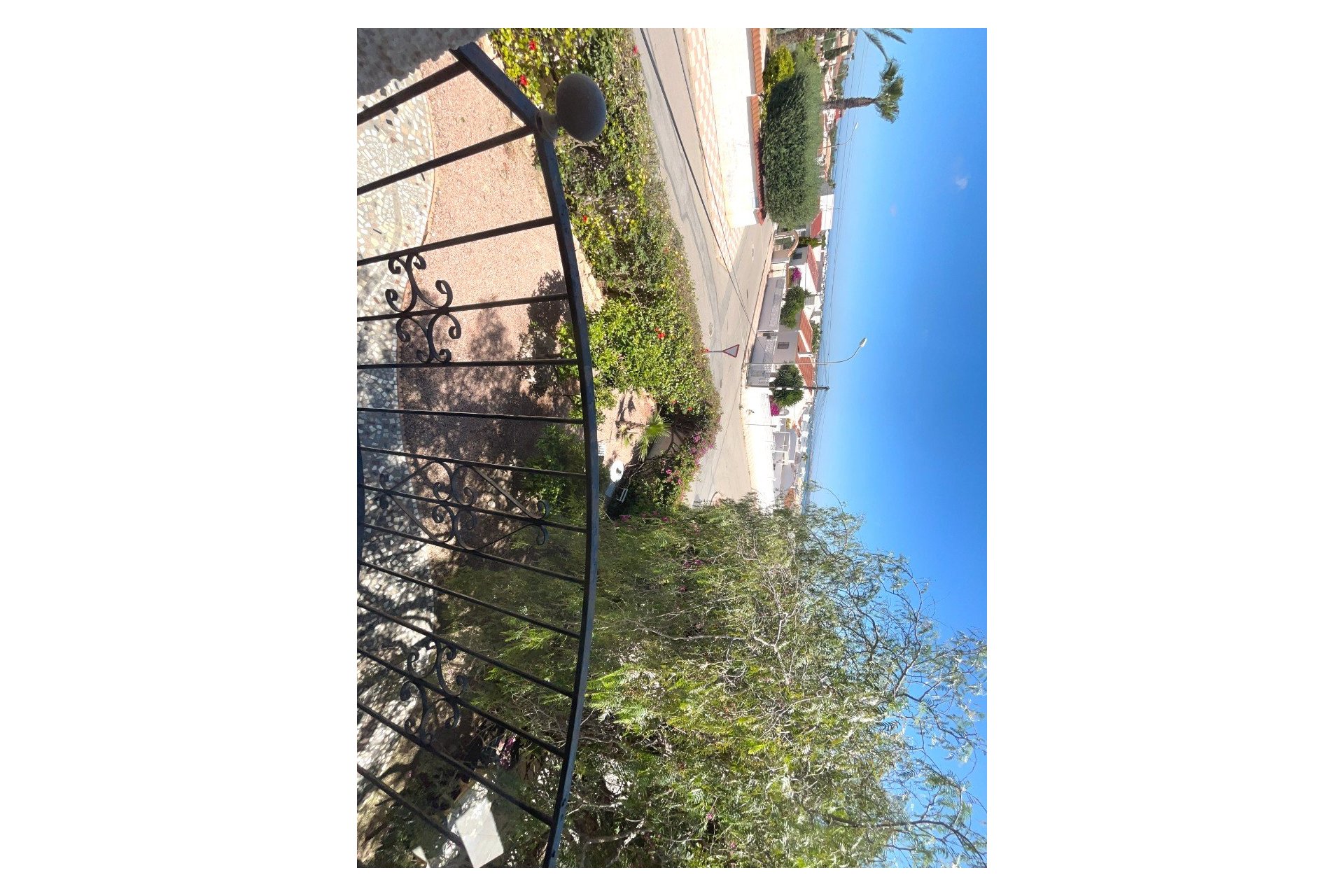 Resale - Townhouse - Ciudad quesada - Central Quesada