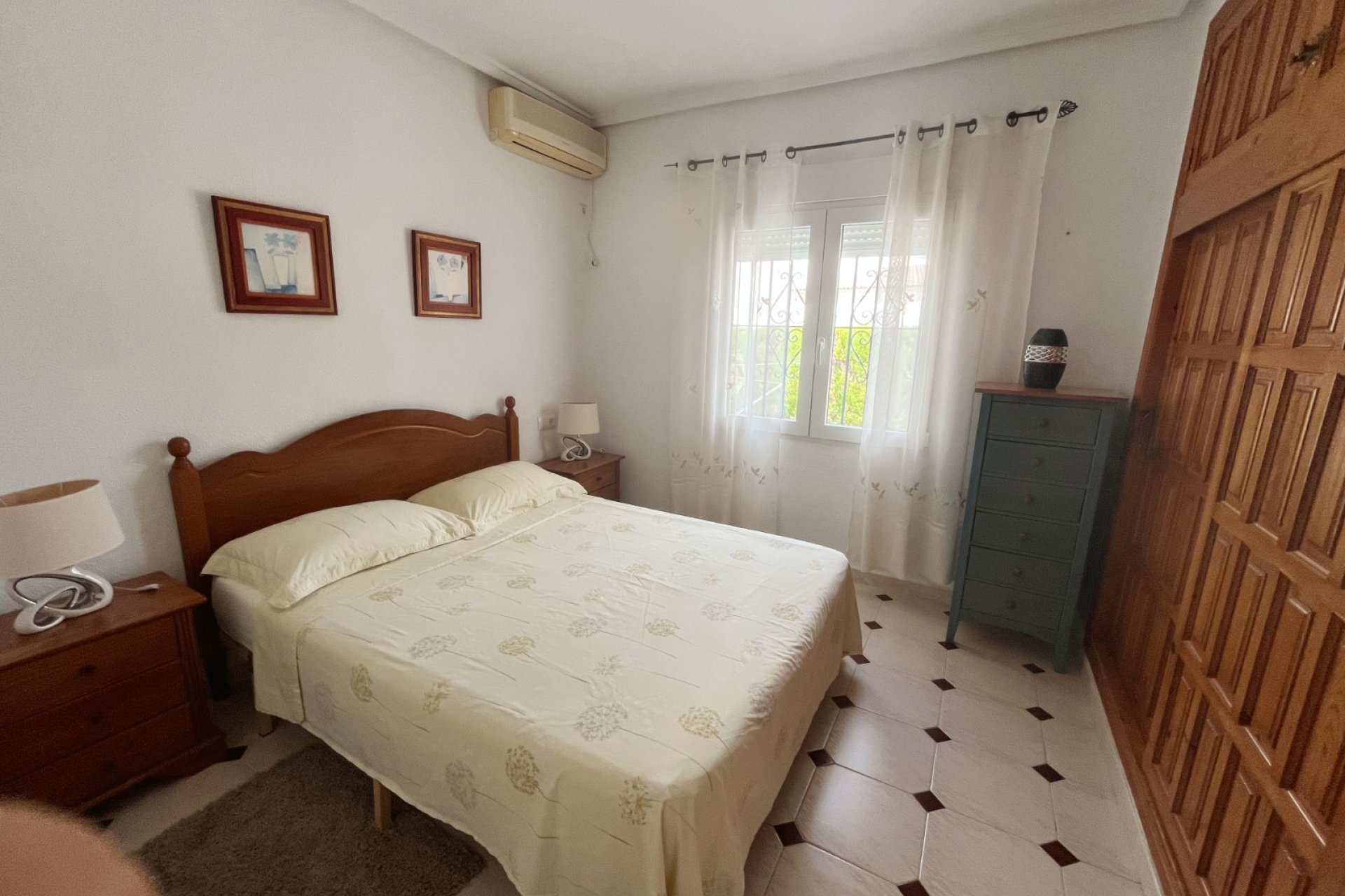 Resale - Townhouse - Ciudad quesada - Central Quesada