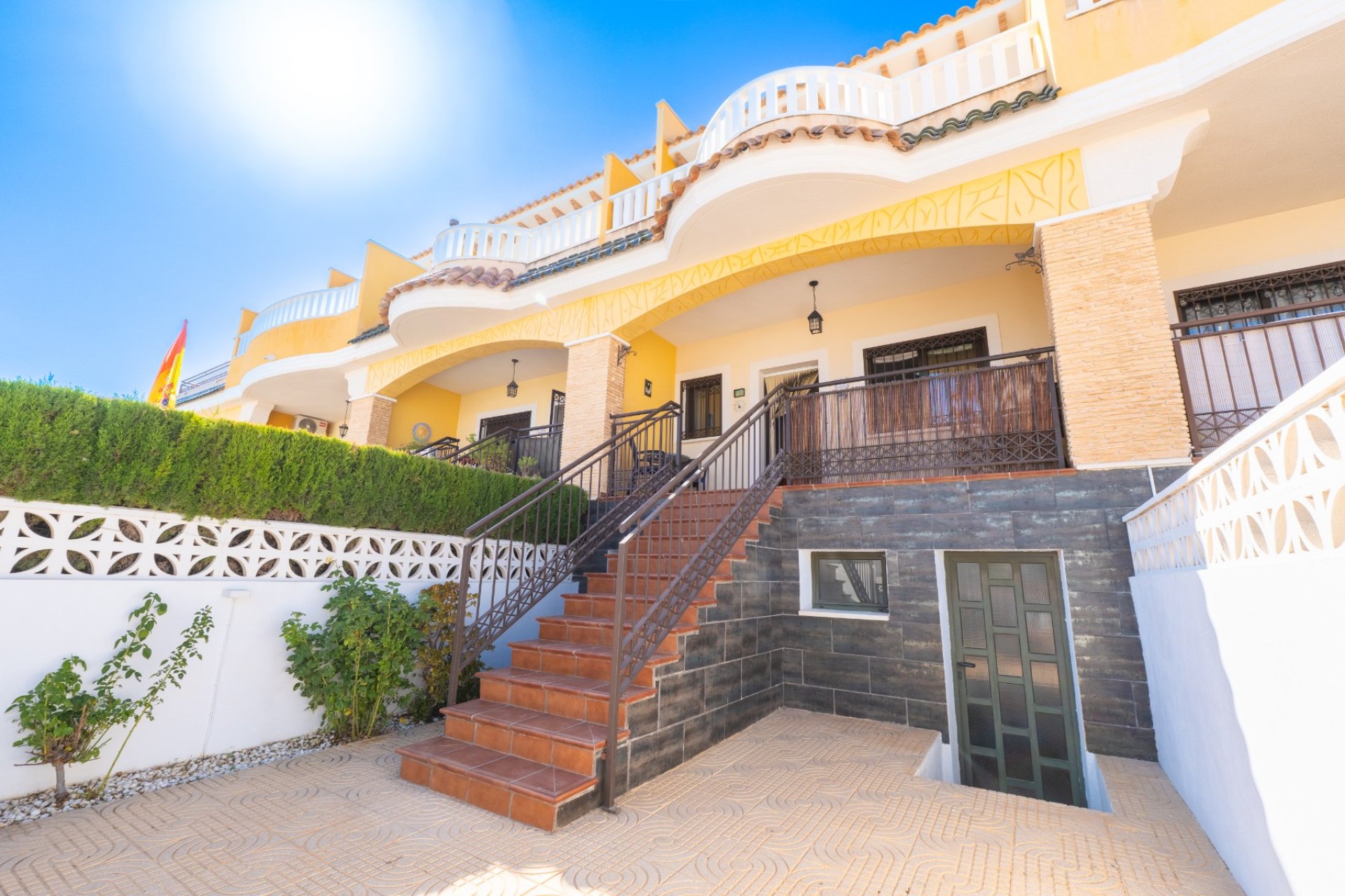 Resale - Townhouse - Ciudad quesada - Central Quesada