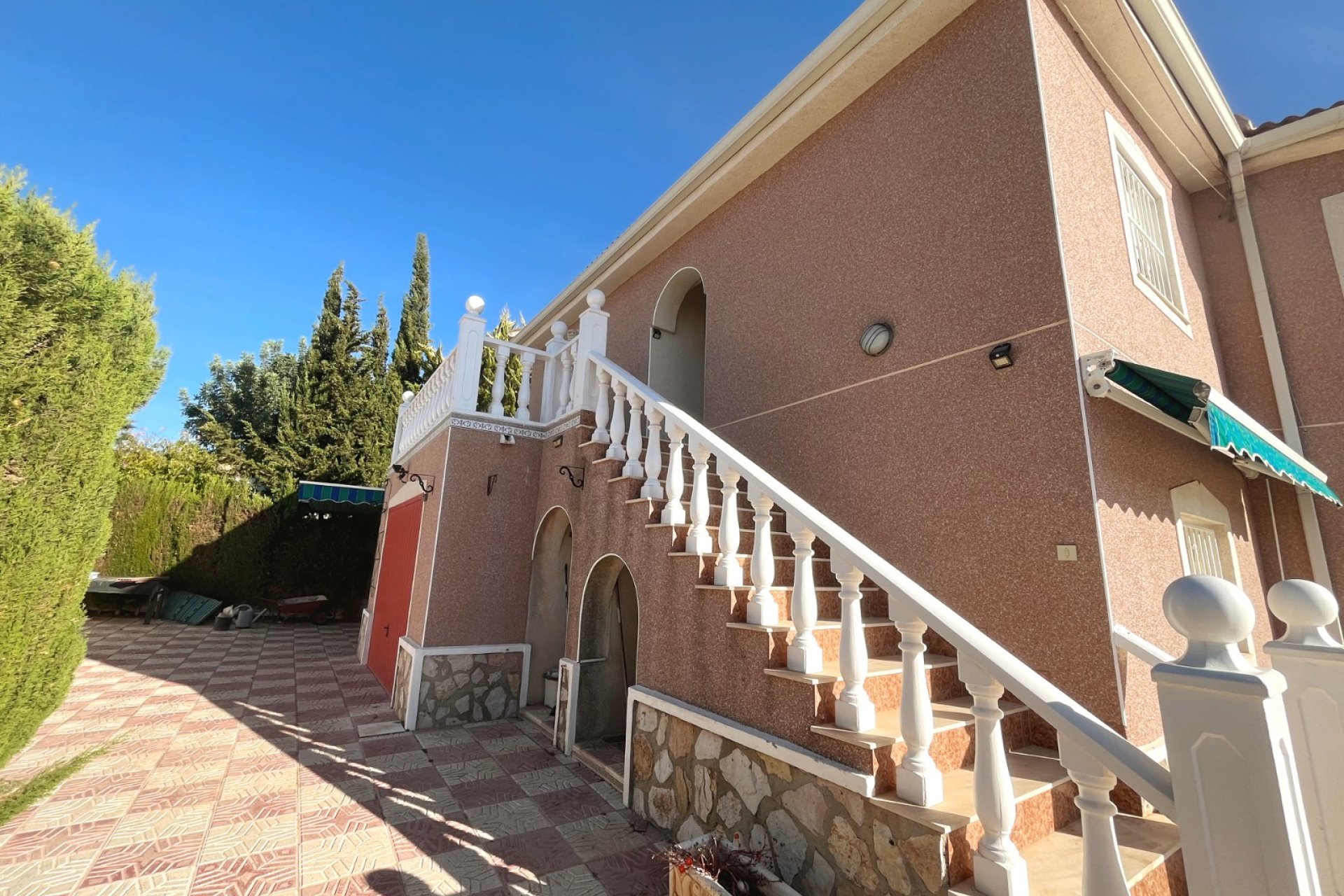 Resale - Townhouse - Ciudad quesada - Central Quesada