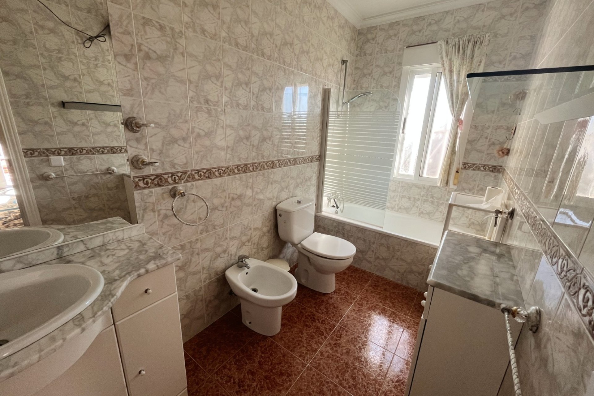Resale - Townhouse - Ciudad quesada - Central Quesada