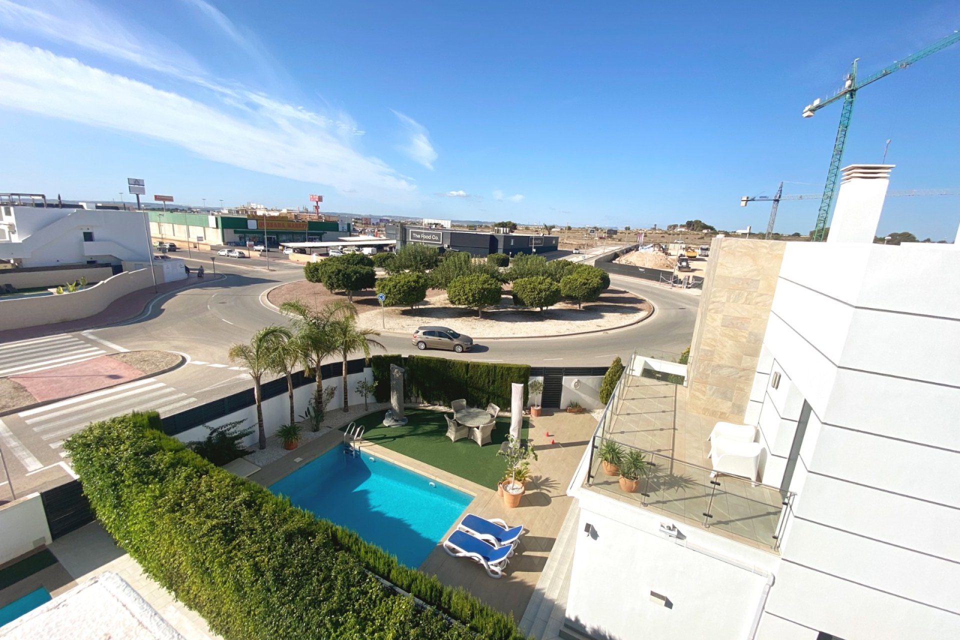 Resale - Townhouse - Ciudad quesada - Doña Pepa