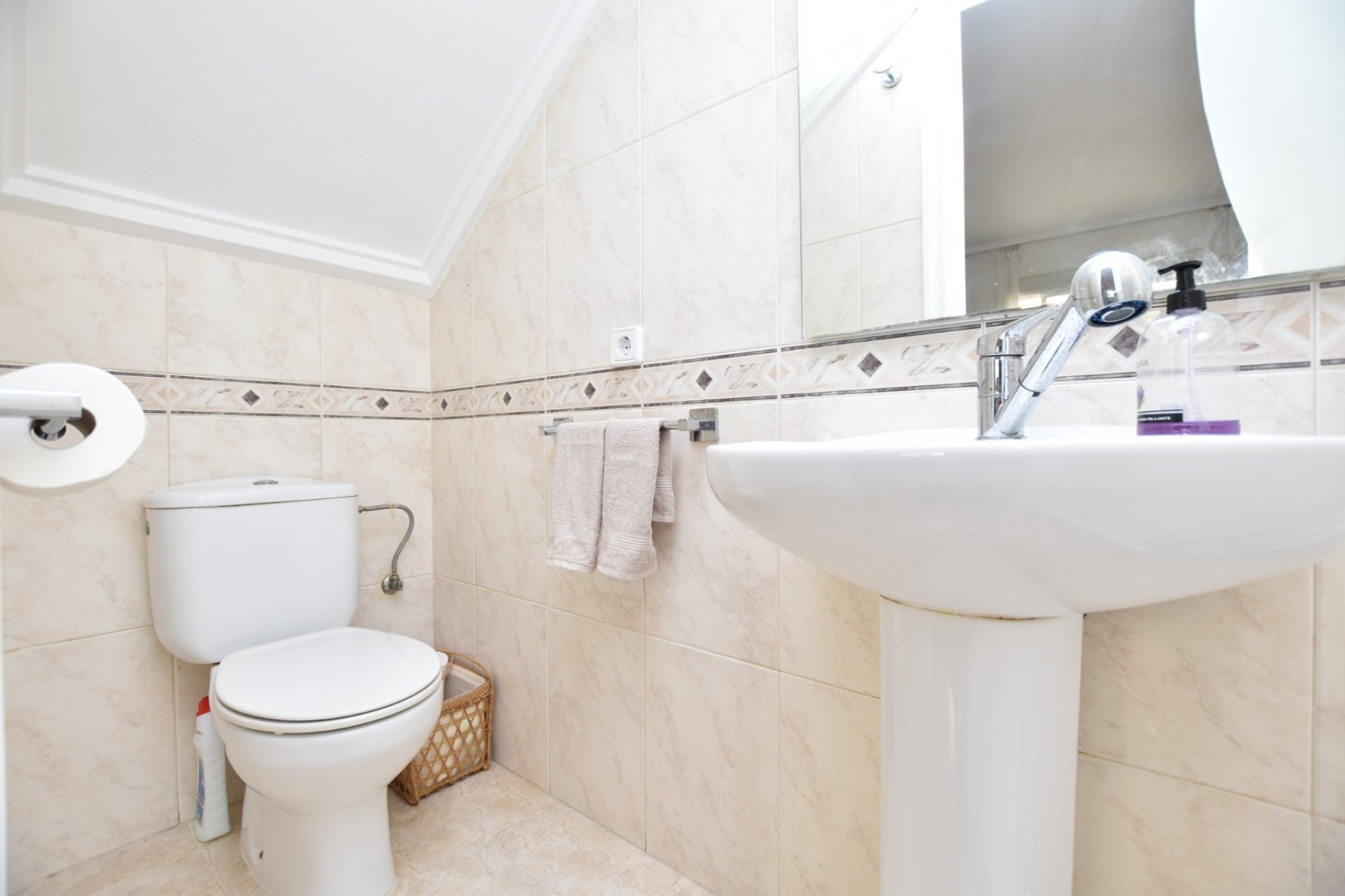 Resale - Townhouse - Ciudad quesada - Doña Pepa