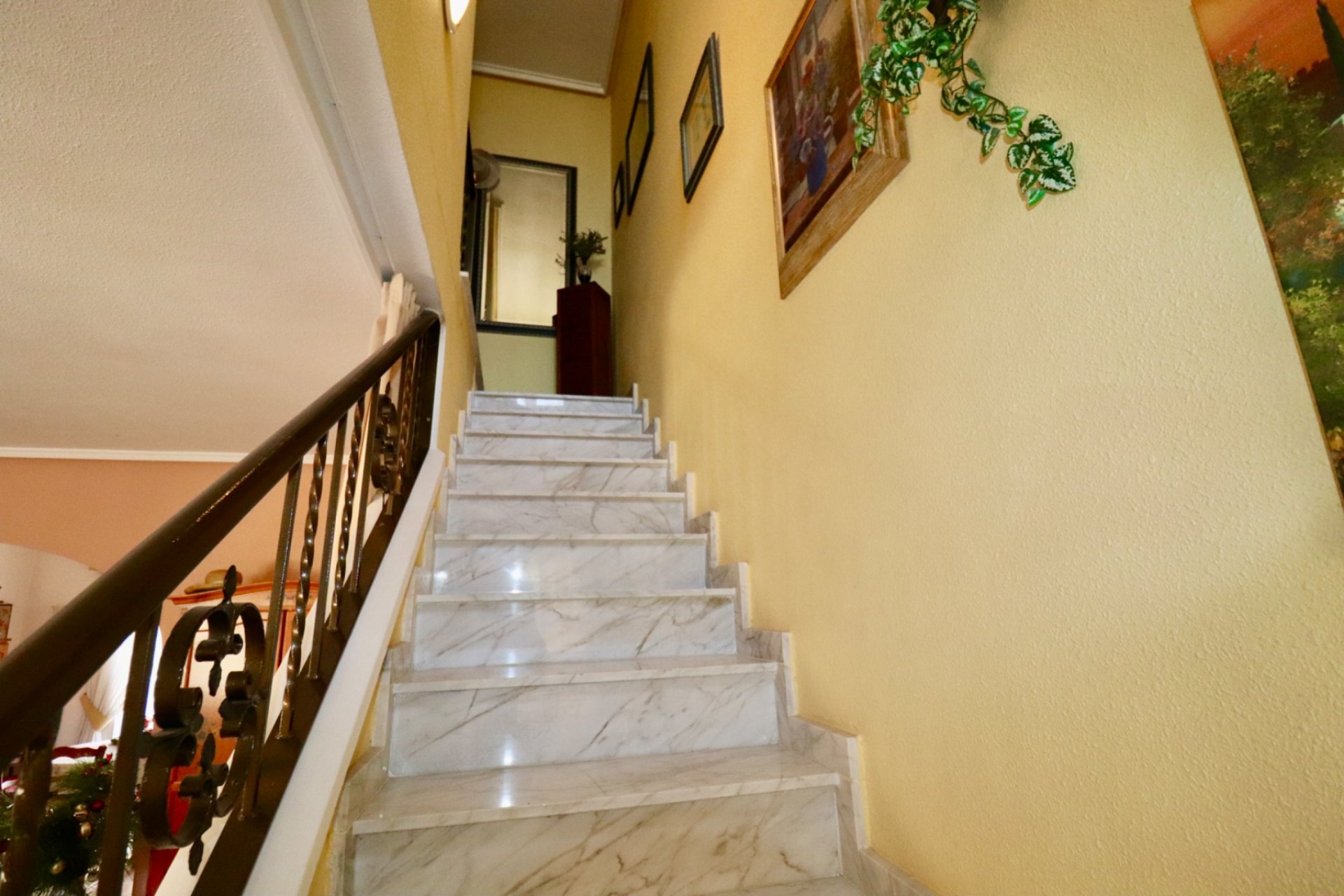 Resale - Townhouse - Ciudad quesada - Doña Pepa