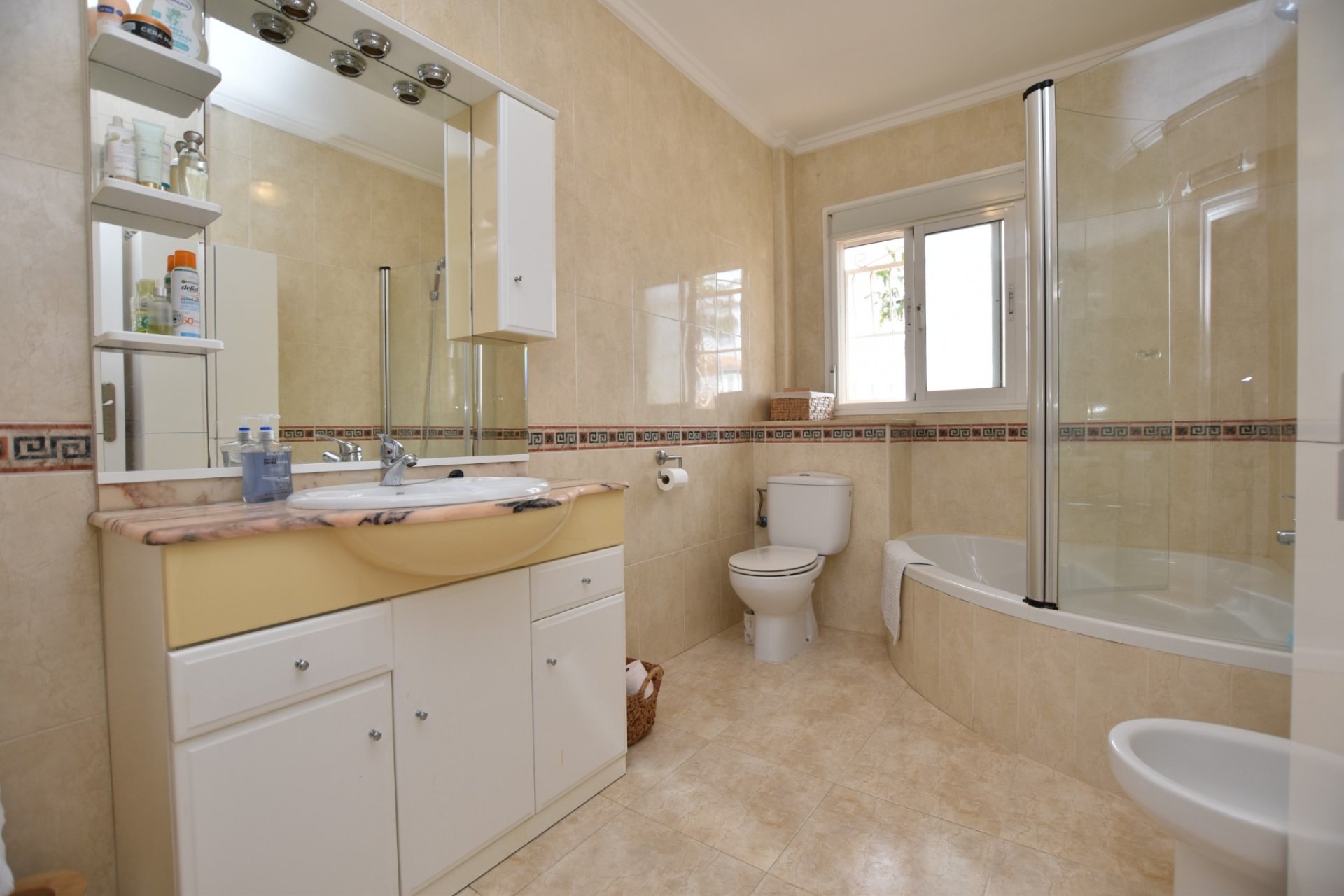 Resale - Townhouse - Ciudad quesada - Doña Pepa