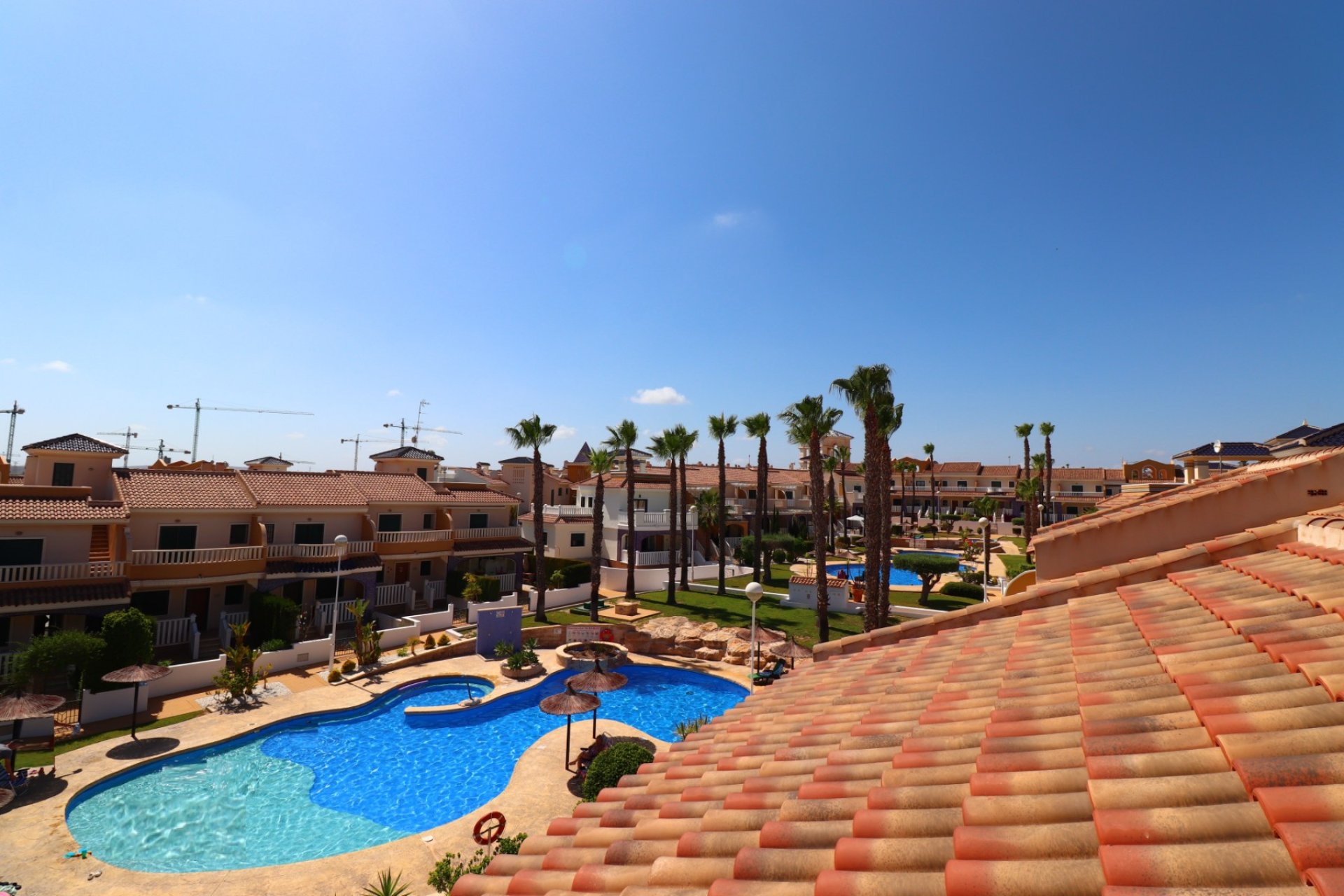 Resale - Townhouse - Ciudad quesada - Doña Pepa