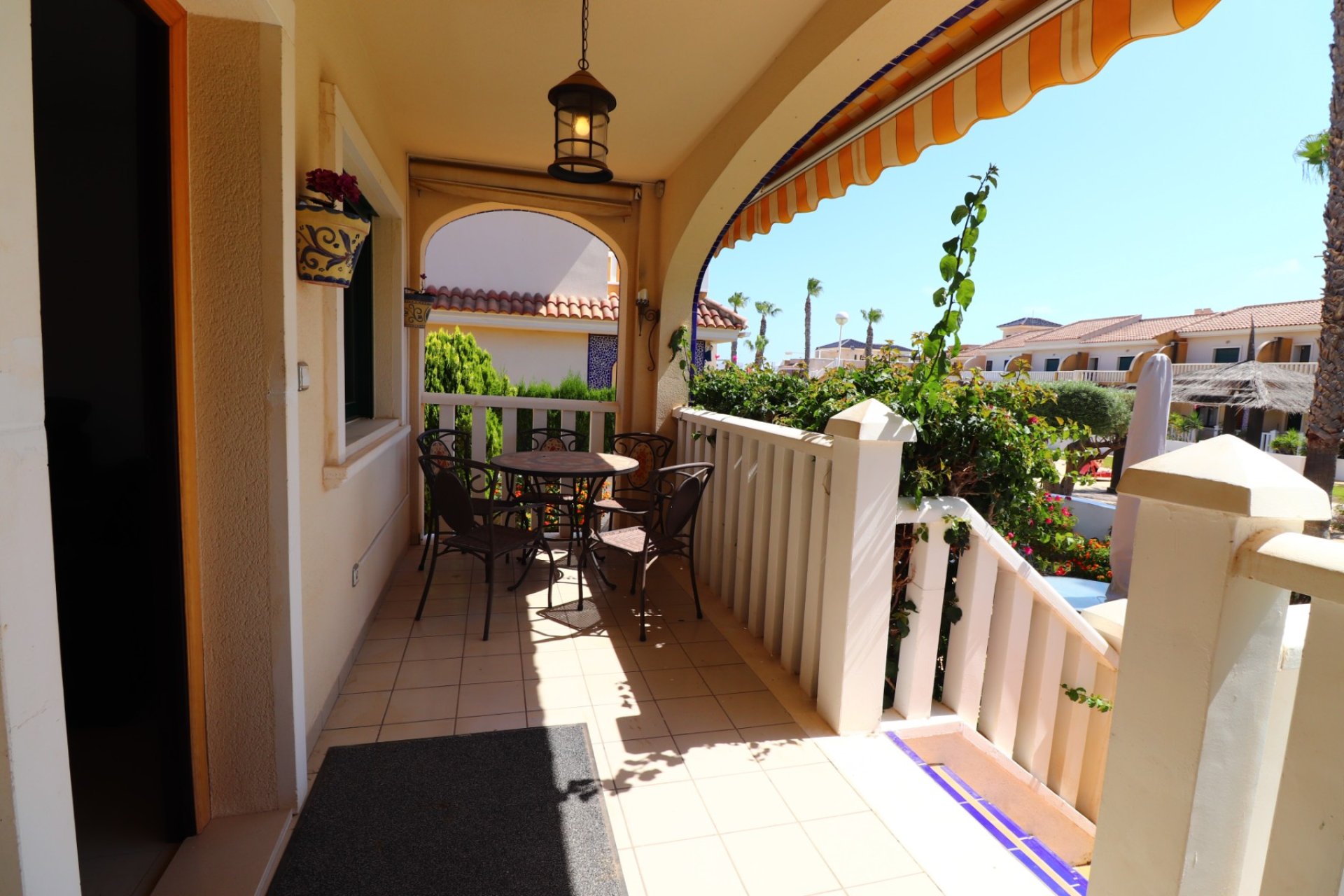 Resale - Townhouse - Ciudad quesada - Doña Pepa