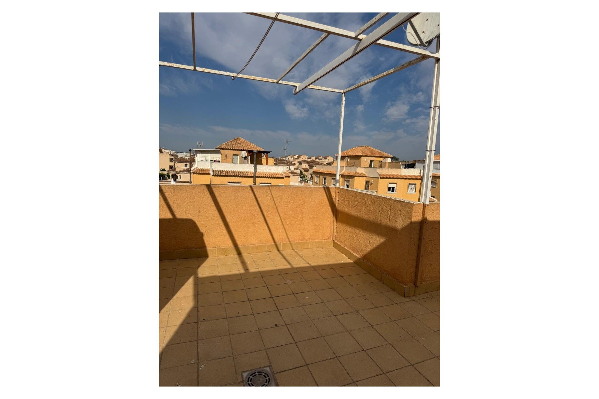 Resale - Townhouse - Ciudad quesada - Doña Pepa