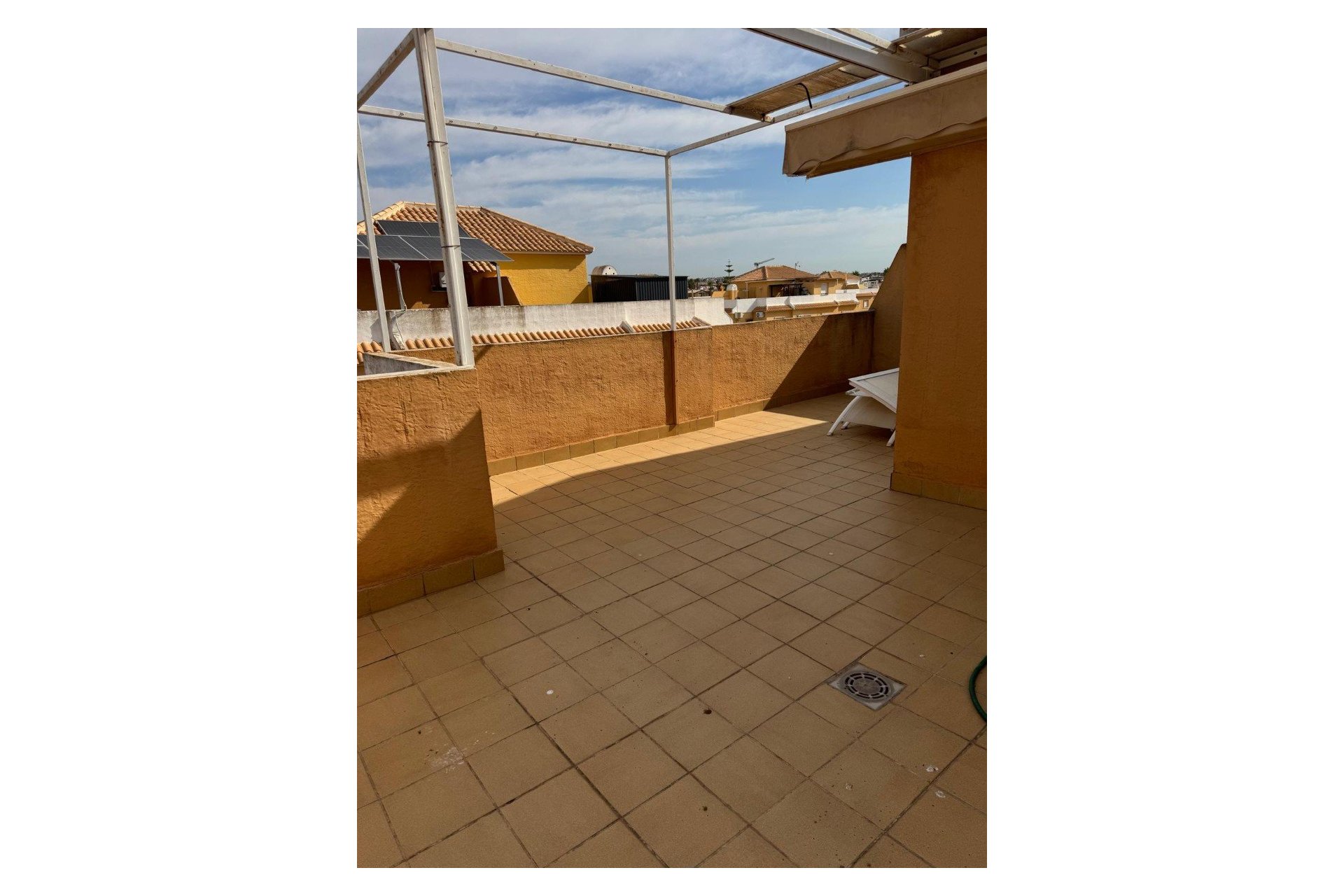 Resale - Townhouse - Ciudad quesada - Doña Pepa