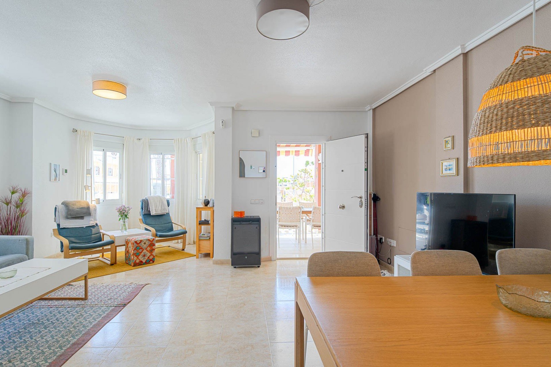 Resale - Townhouse - Ciudad quesada - Doña Pepa
