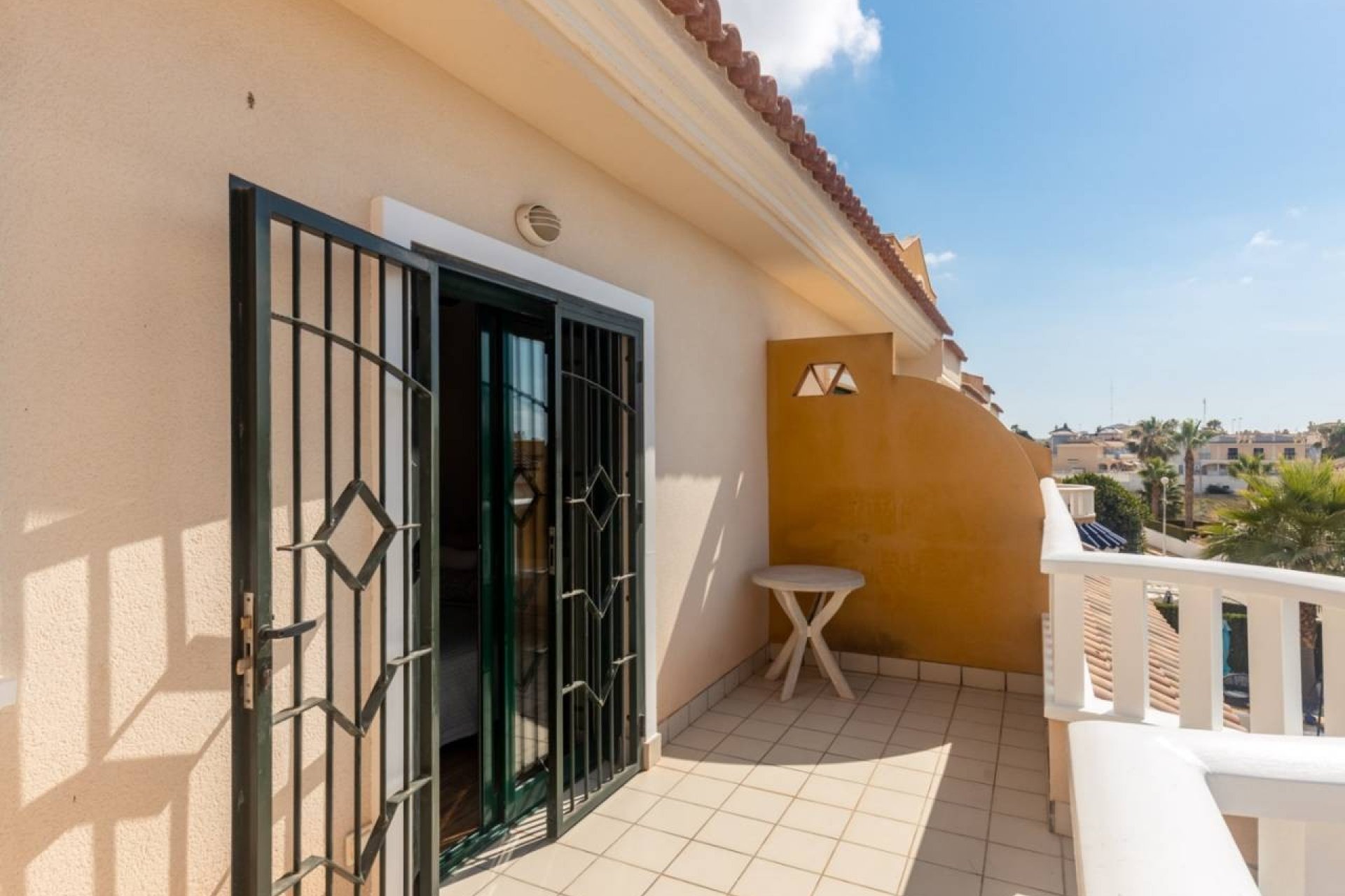 Resale - Townhouse - Ciudad quesada - Doña Pepa