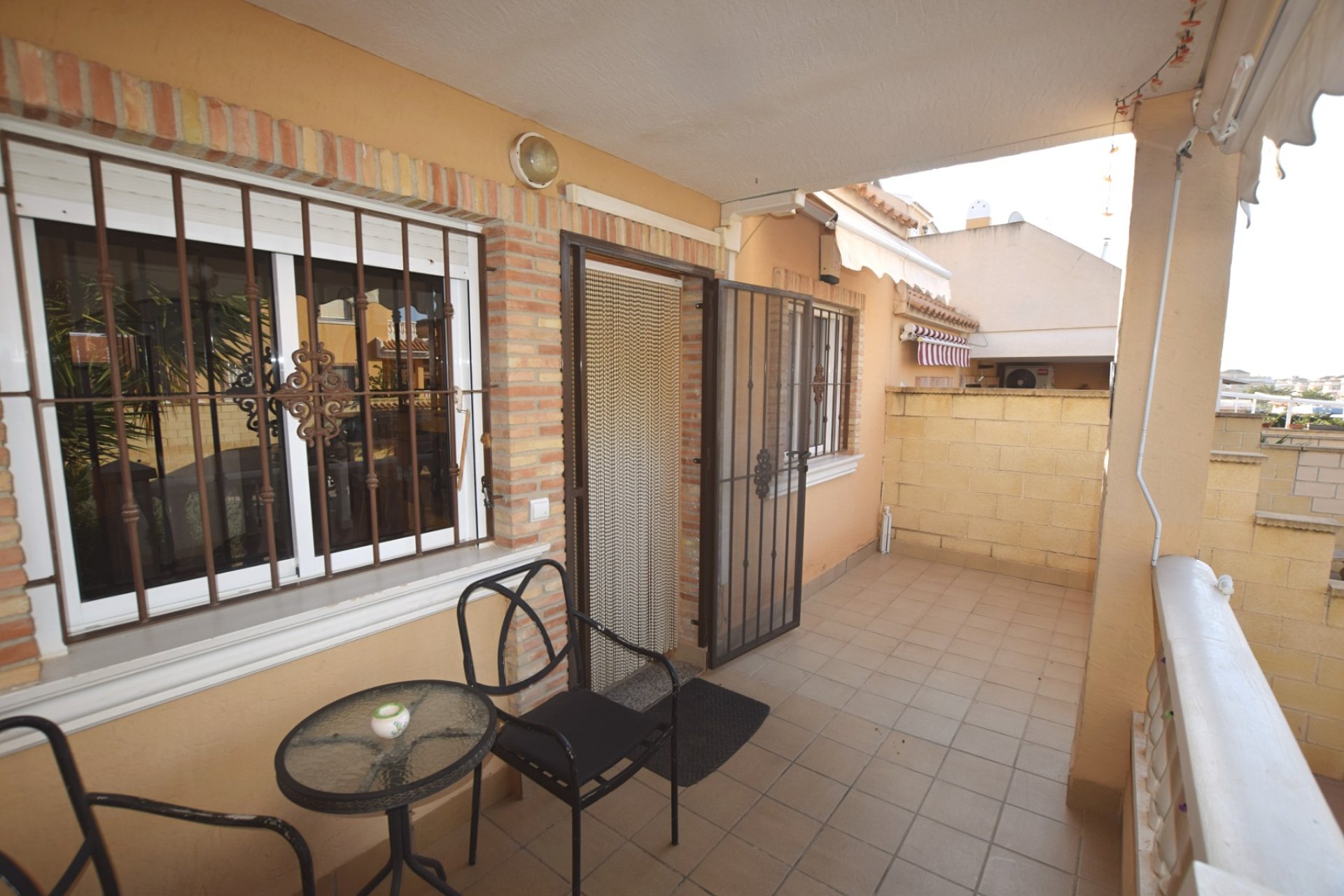 Resale - Townhouse - Ciudad quesada - Doña Pepa