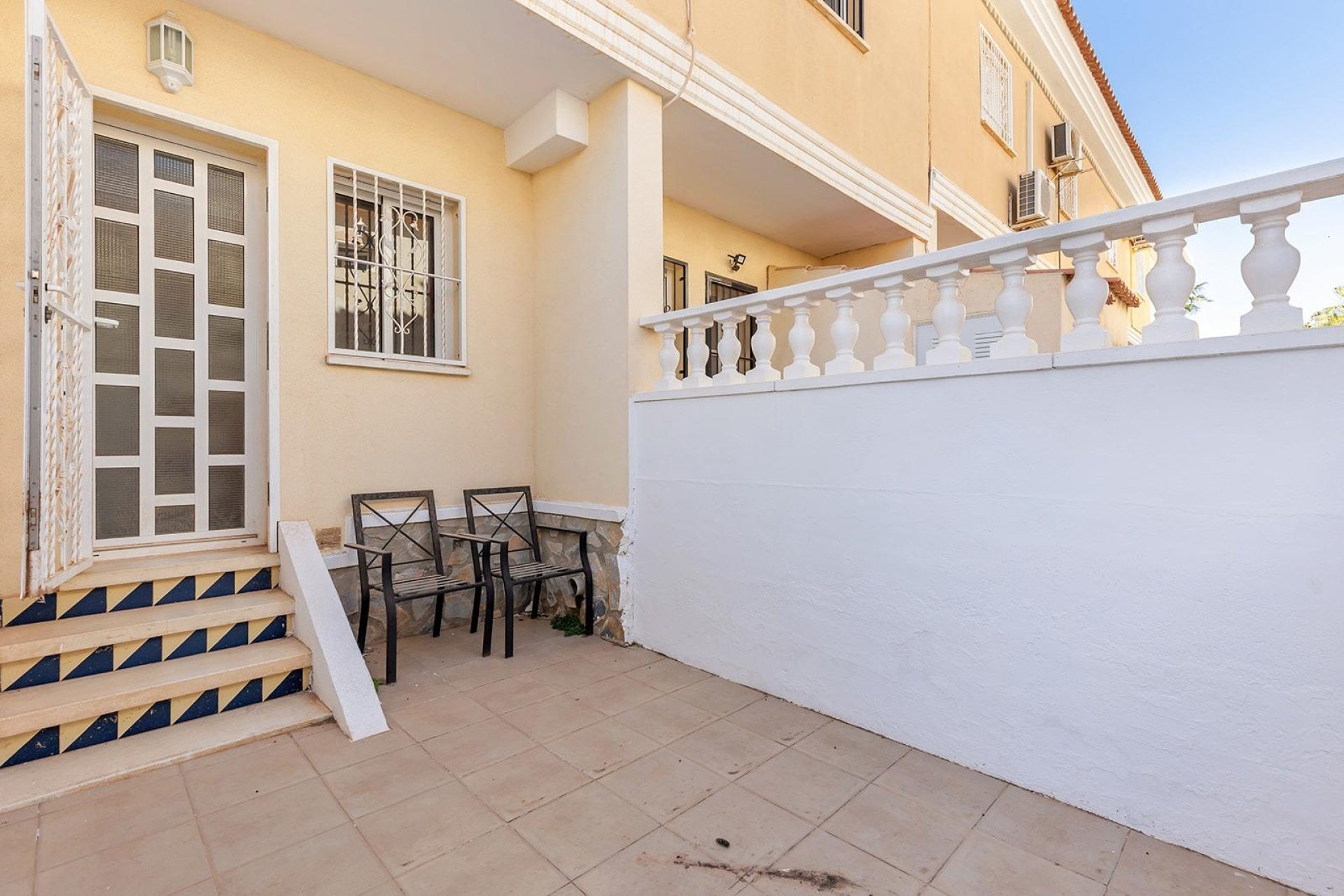 Resale - Townhouse - Ciudad quesada - Doña Pepa