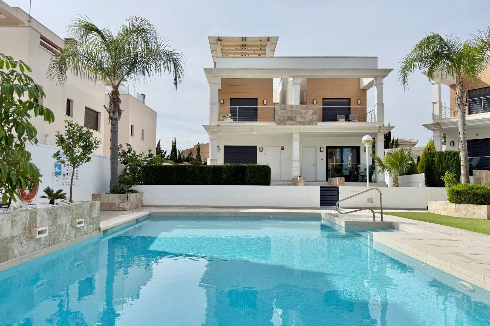 Resale - Townhouse - Ciudad quesada - Lo Marabú