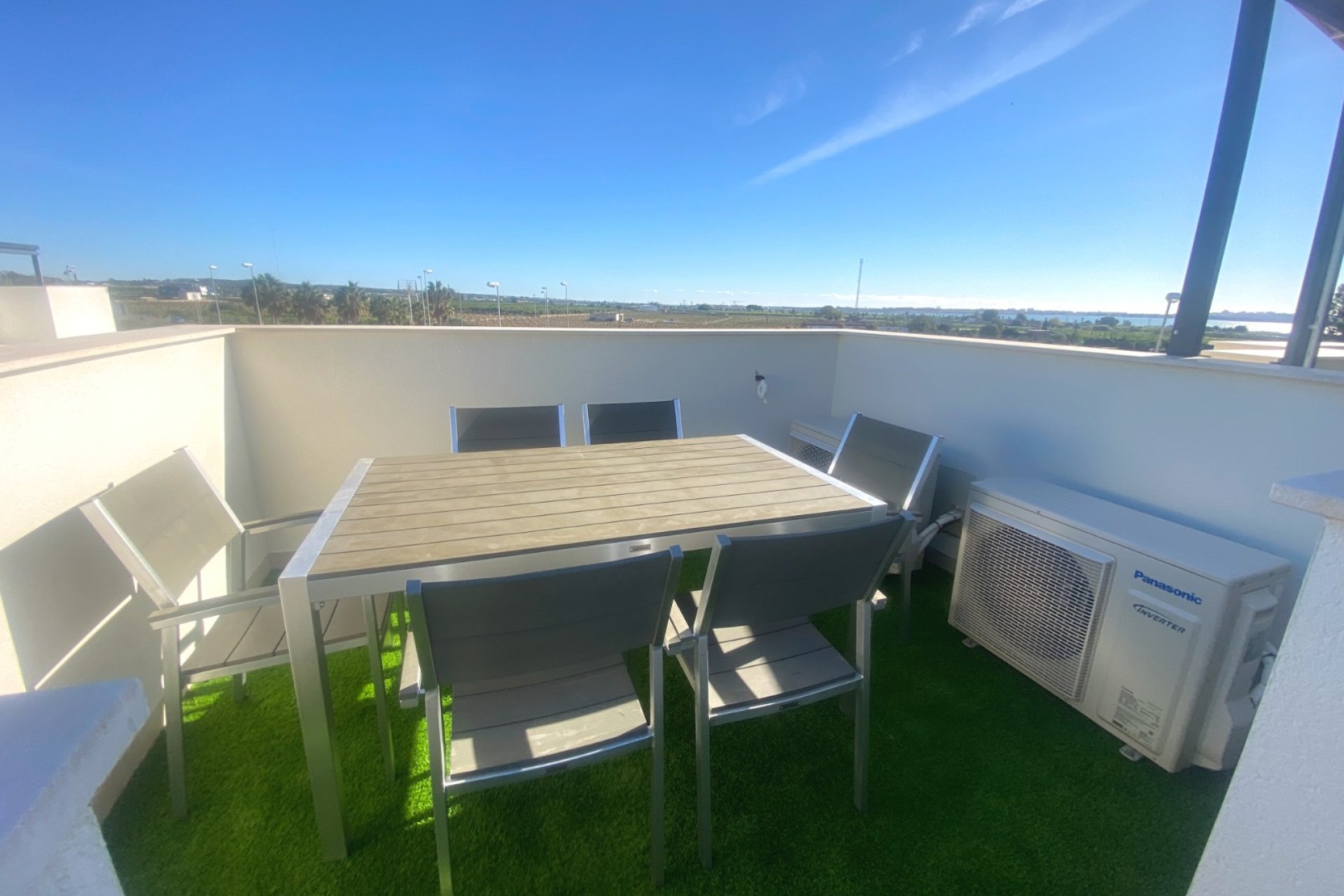 Resale - Townhouse - Ciudad quesada - Pueblo Bravo