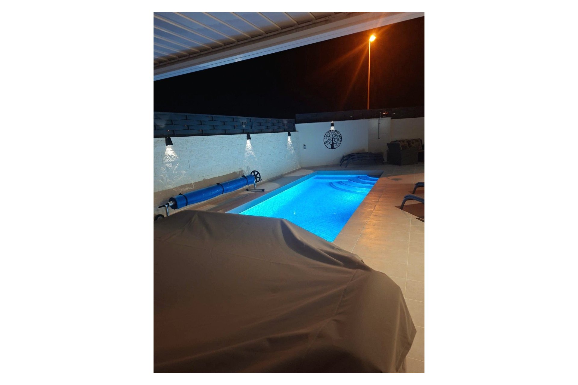 Resale - Townhouse - Ciudad quesada - Pueblo Bravo