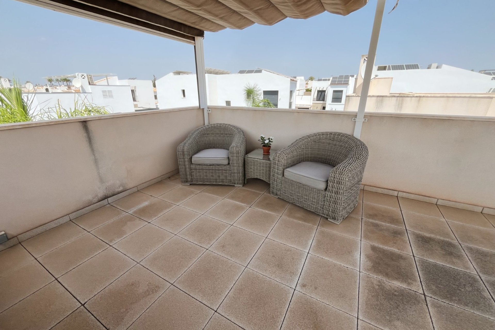 Resale - Townhouse - Ciudad quesada - Pueblo Bravo