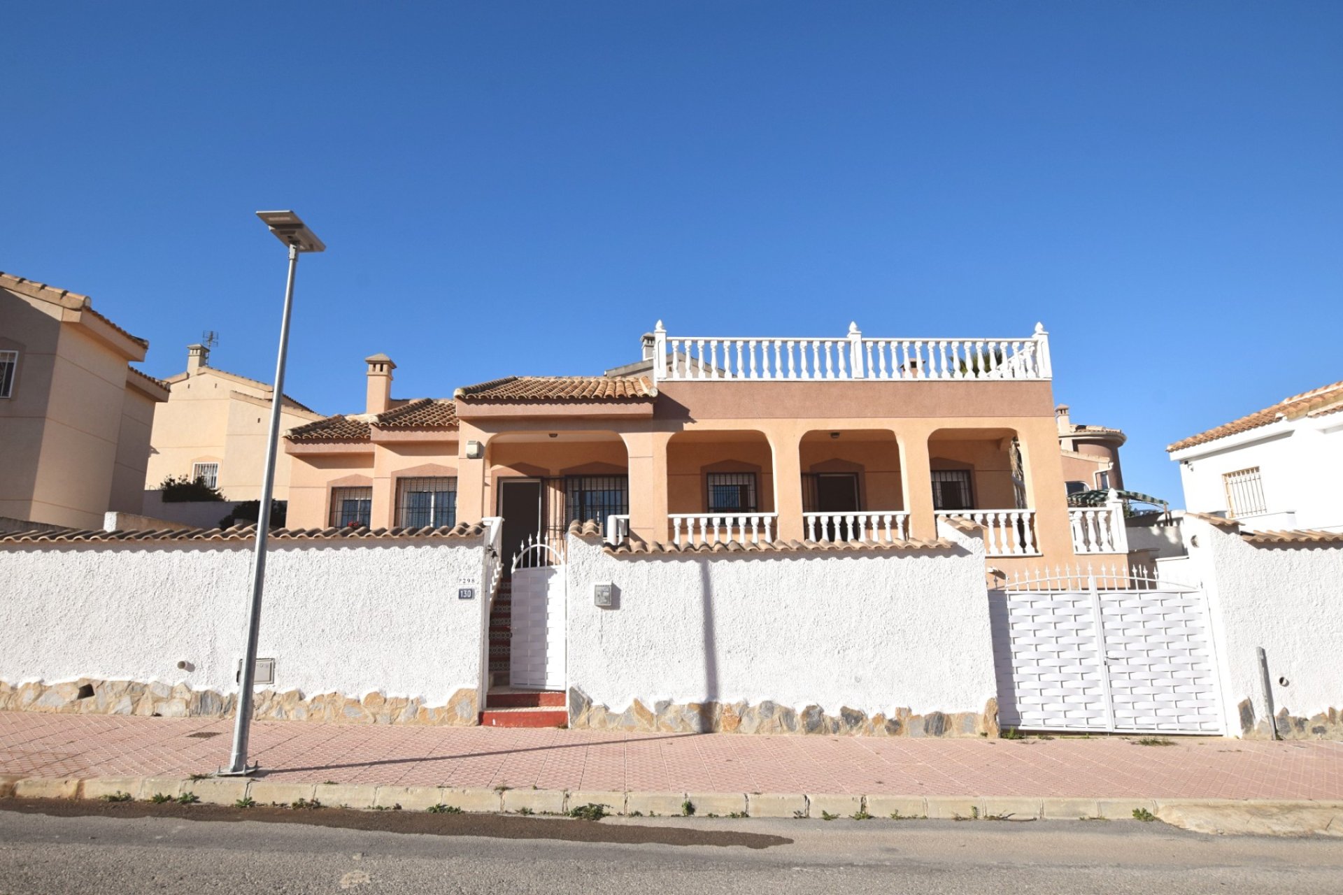 Resale - Townhouse - Ciudad quesada - Upper Golf