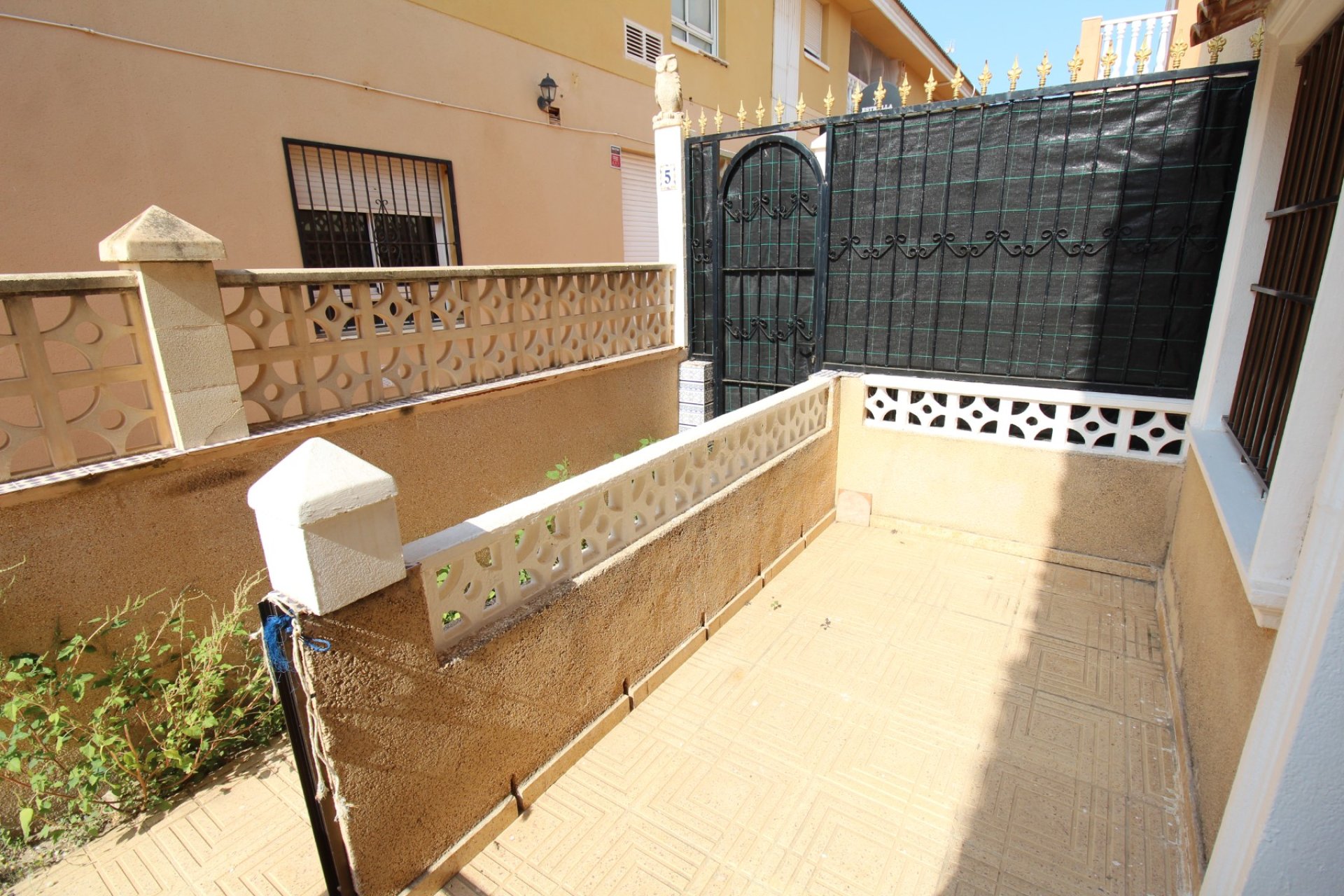 Resale - Townhouse - La Mata - Pueblo/ PLAYA