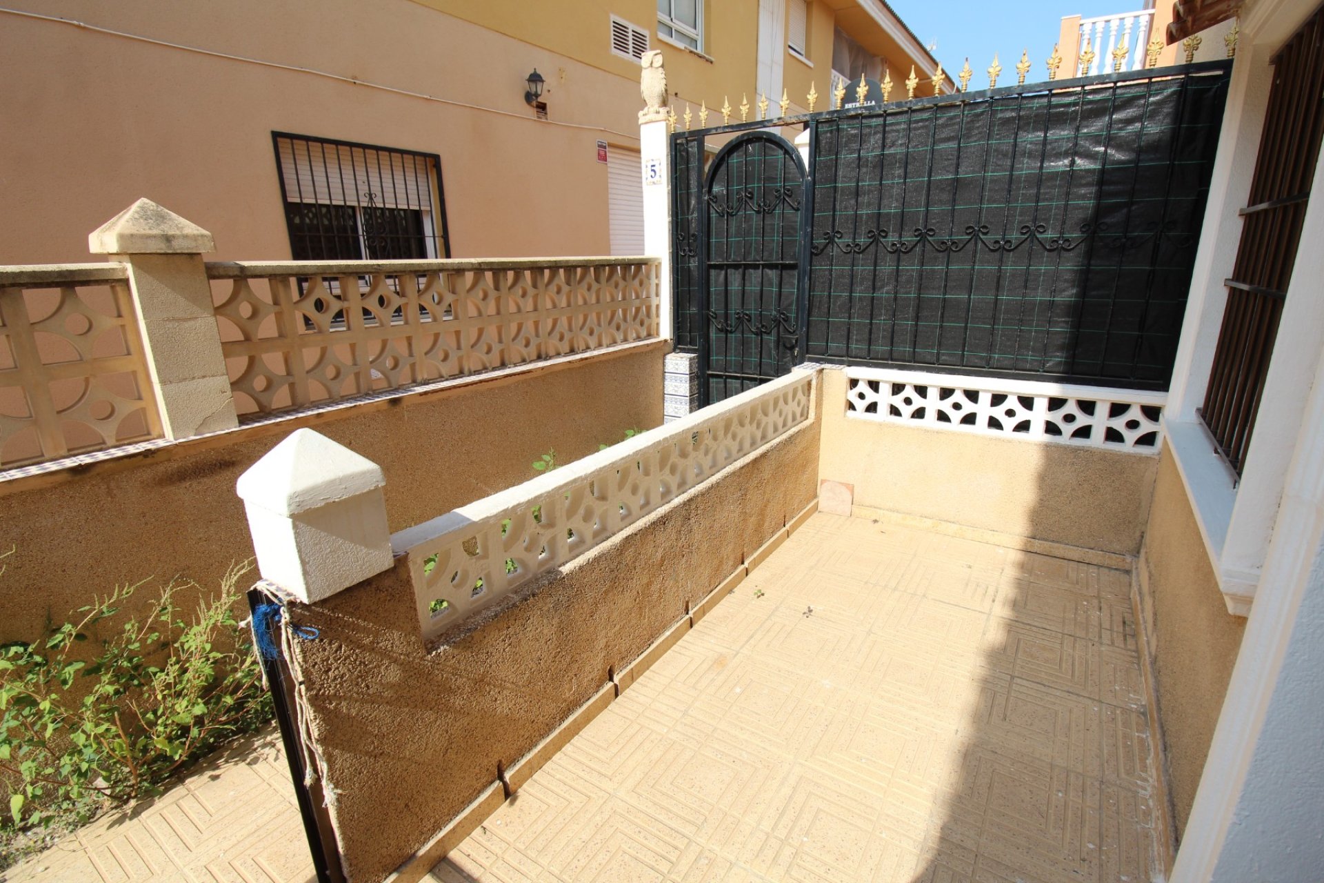 Resale - Townhouse - La Mata - Pueblo/ PLAYA