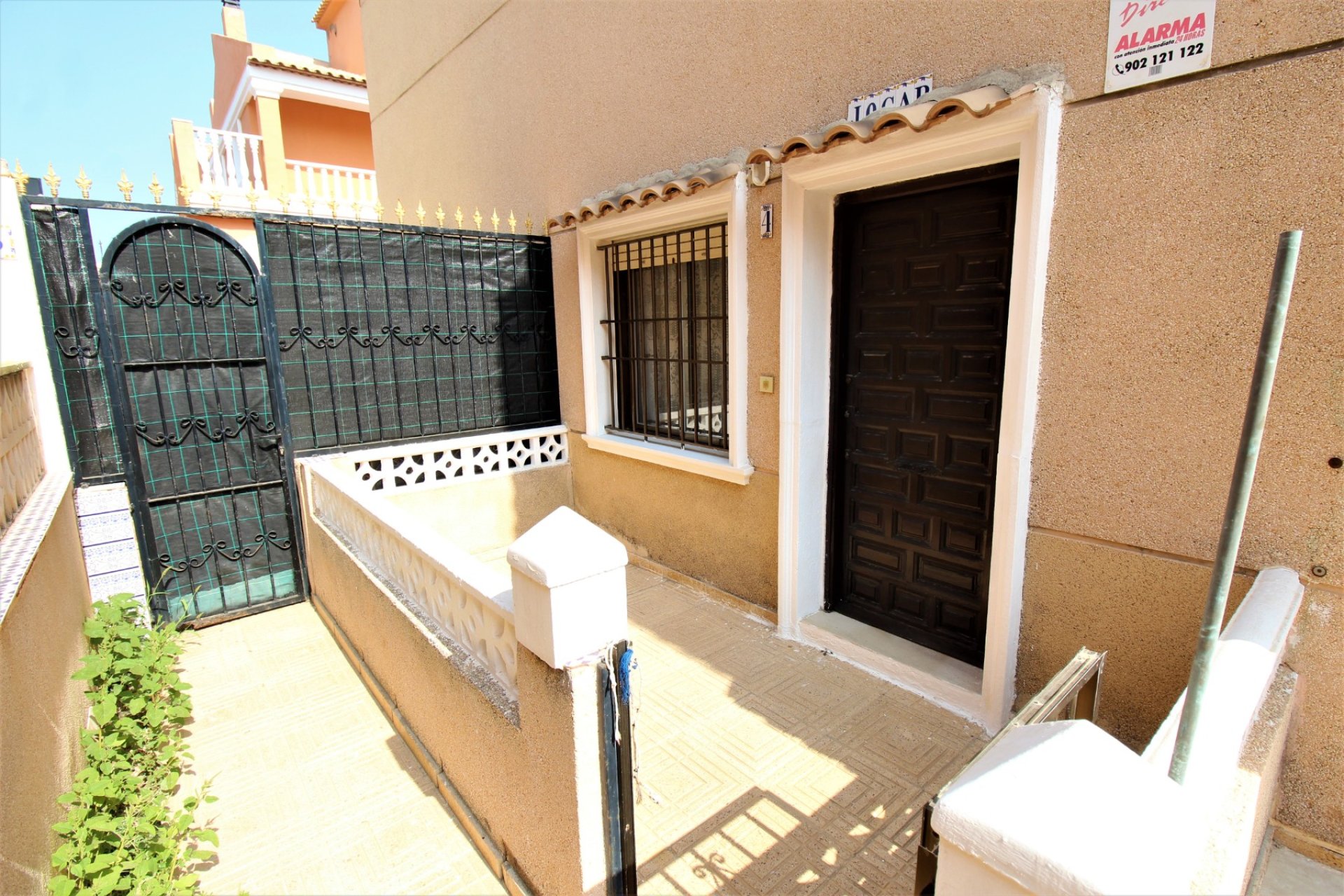 Resale - Townhouse - La Mata - Pueblo/ PLAYA