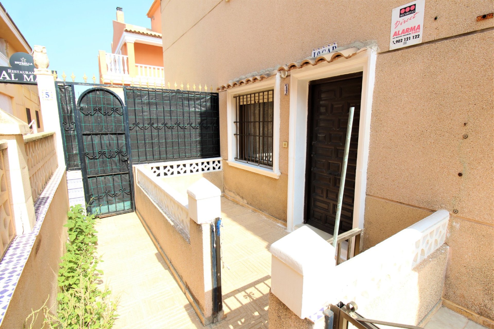 Resale - Townhouse - La Mata - Pueblo/ PLAYA