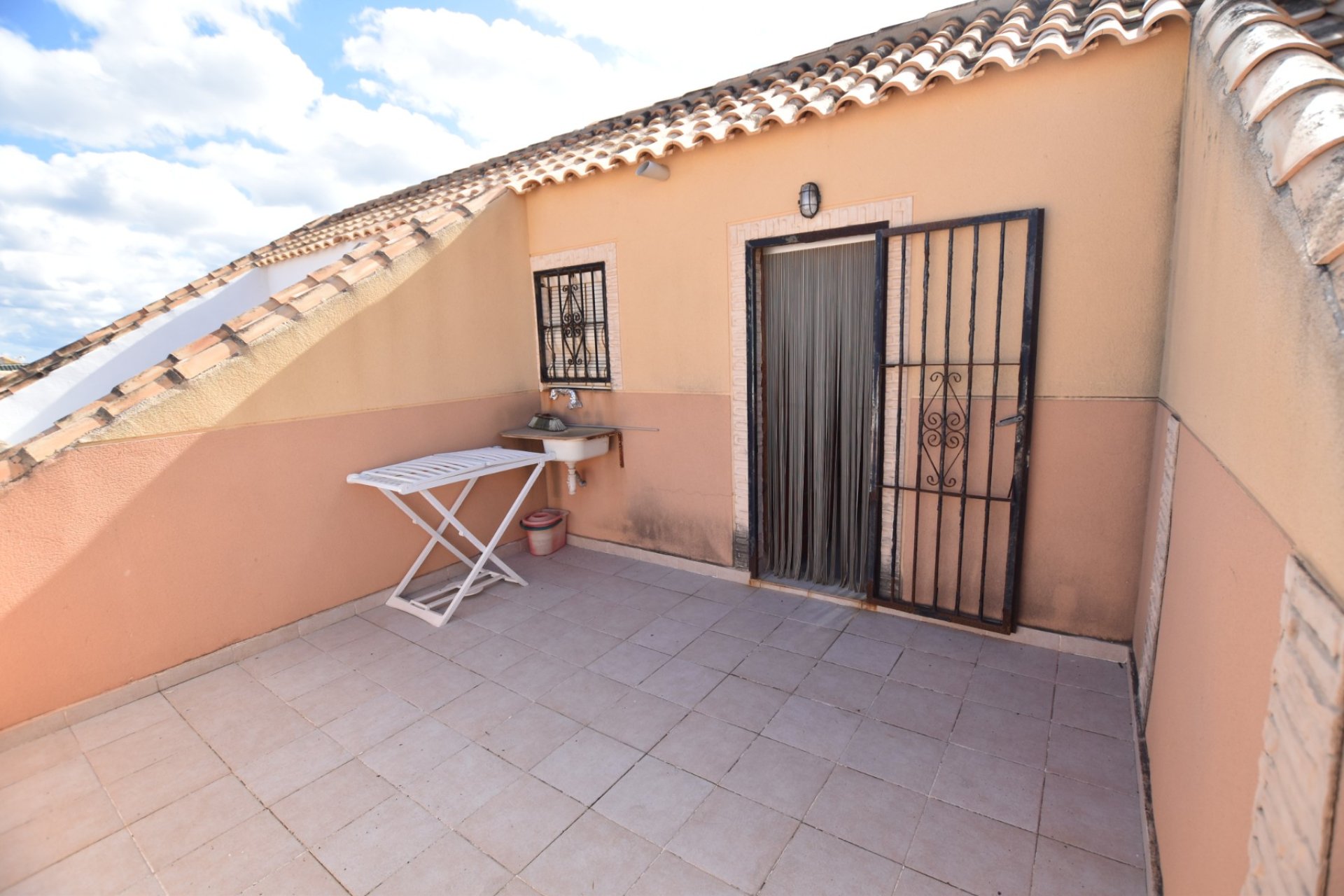 Resale - Townhouse - La Mata