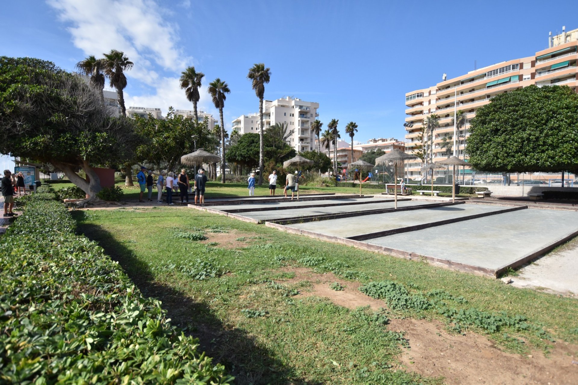 Resale - Townhouse - La Mata