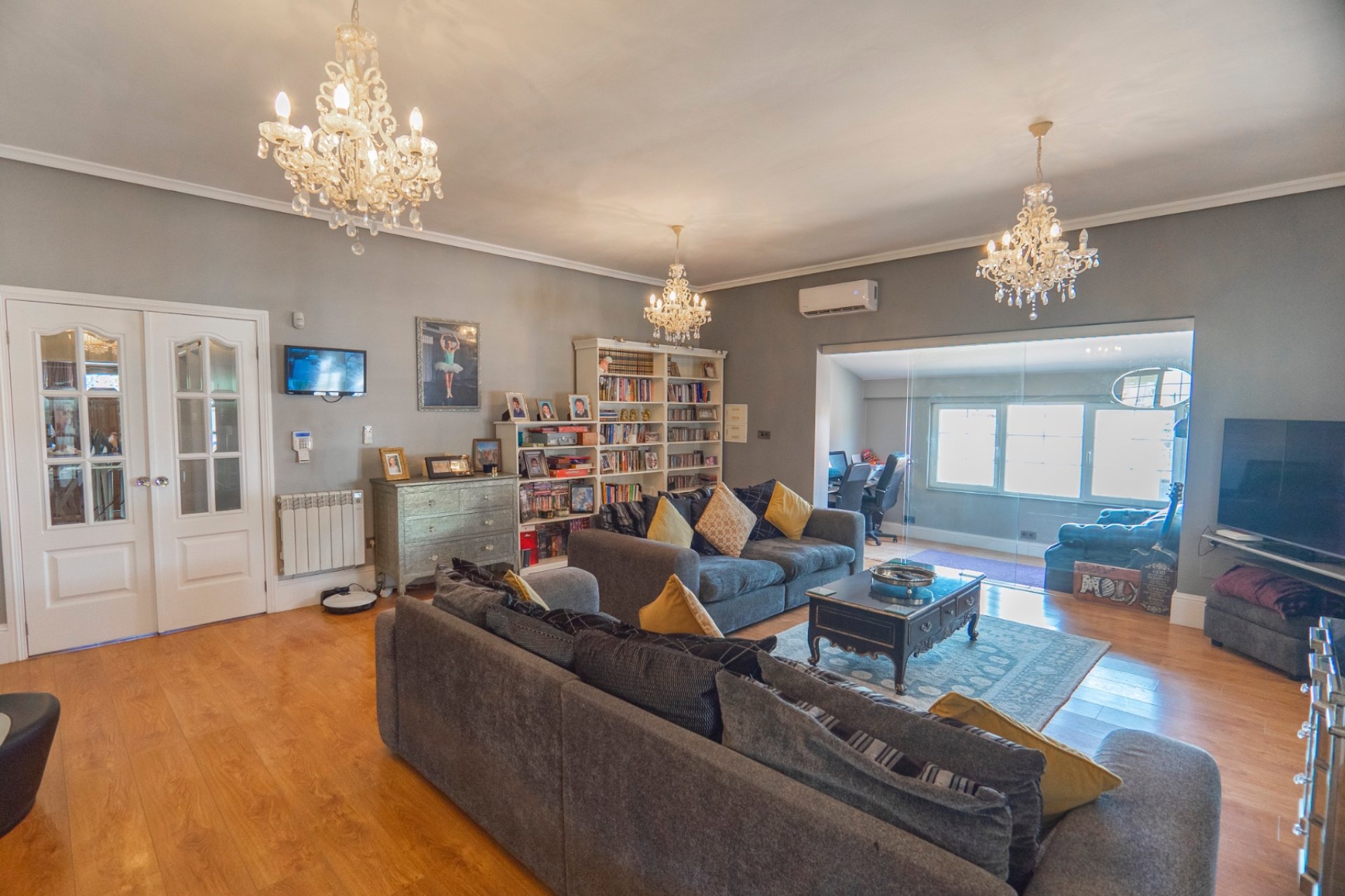 Resale - Townhouse - Las Heredades - Heredades