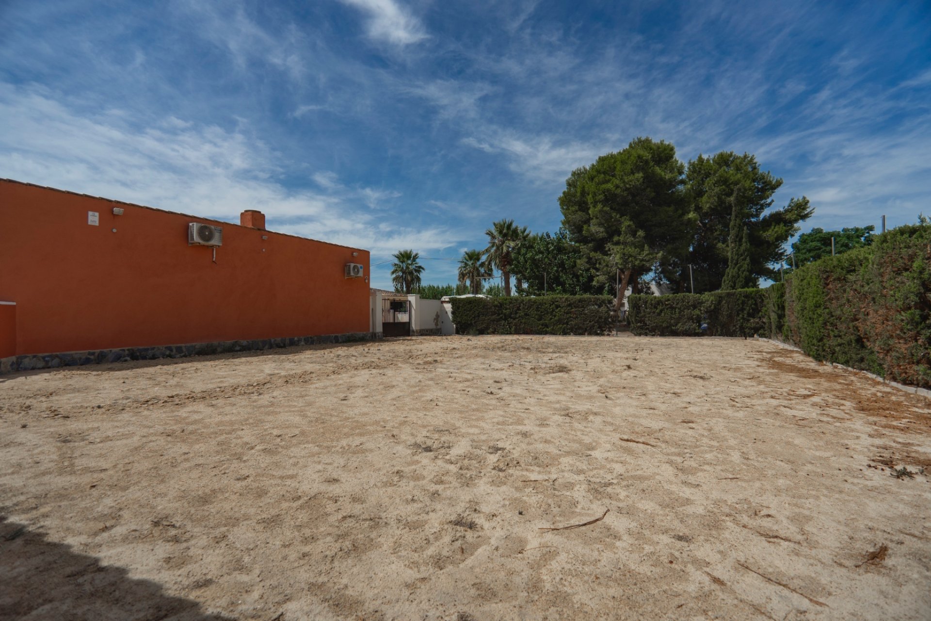 Resale - Townhouse - Las Heredades - Heredades