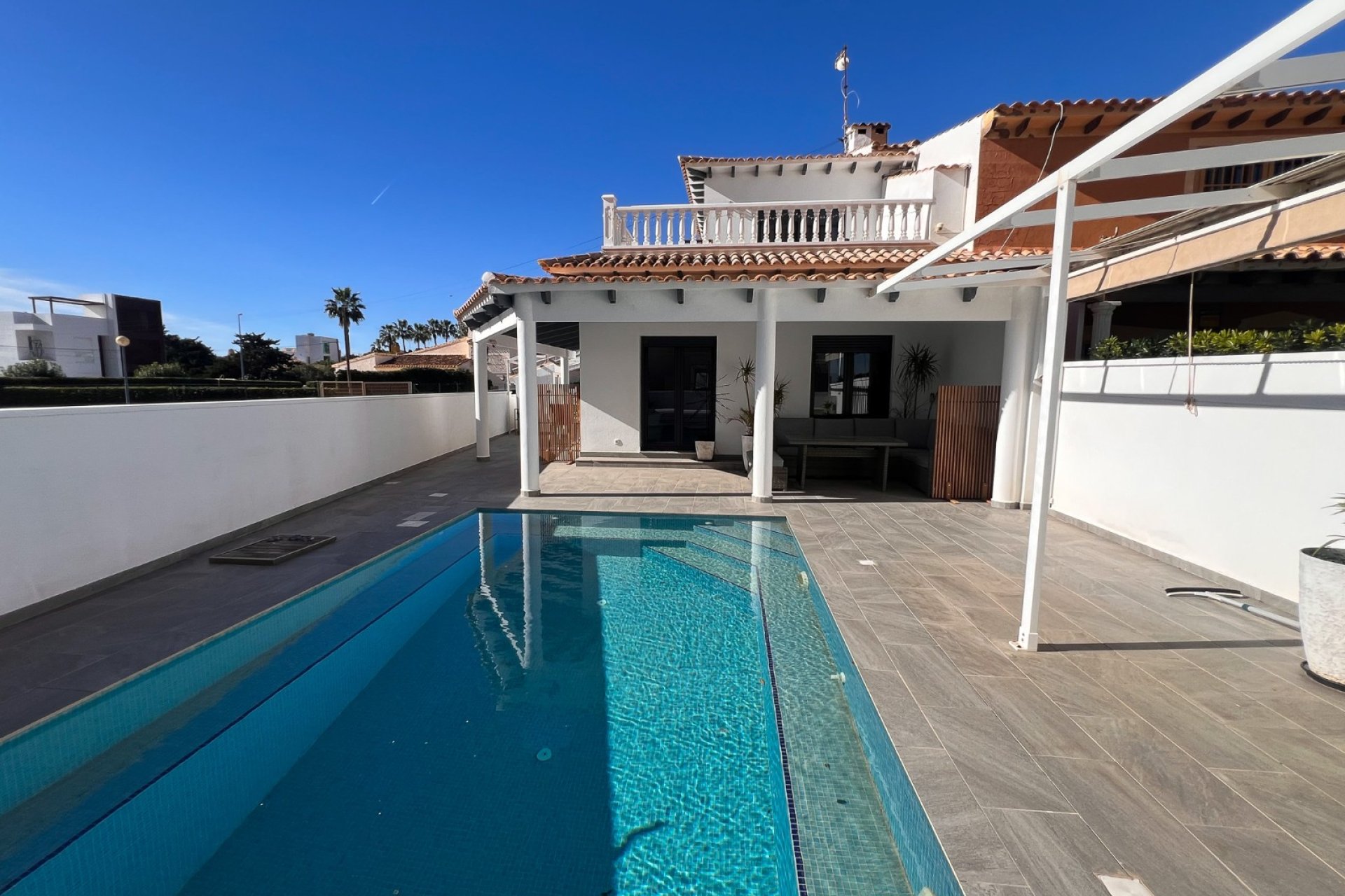 Resale - Townhouse - Orihuela Costa - Punta Prima