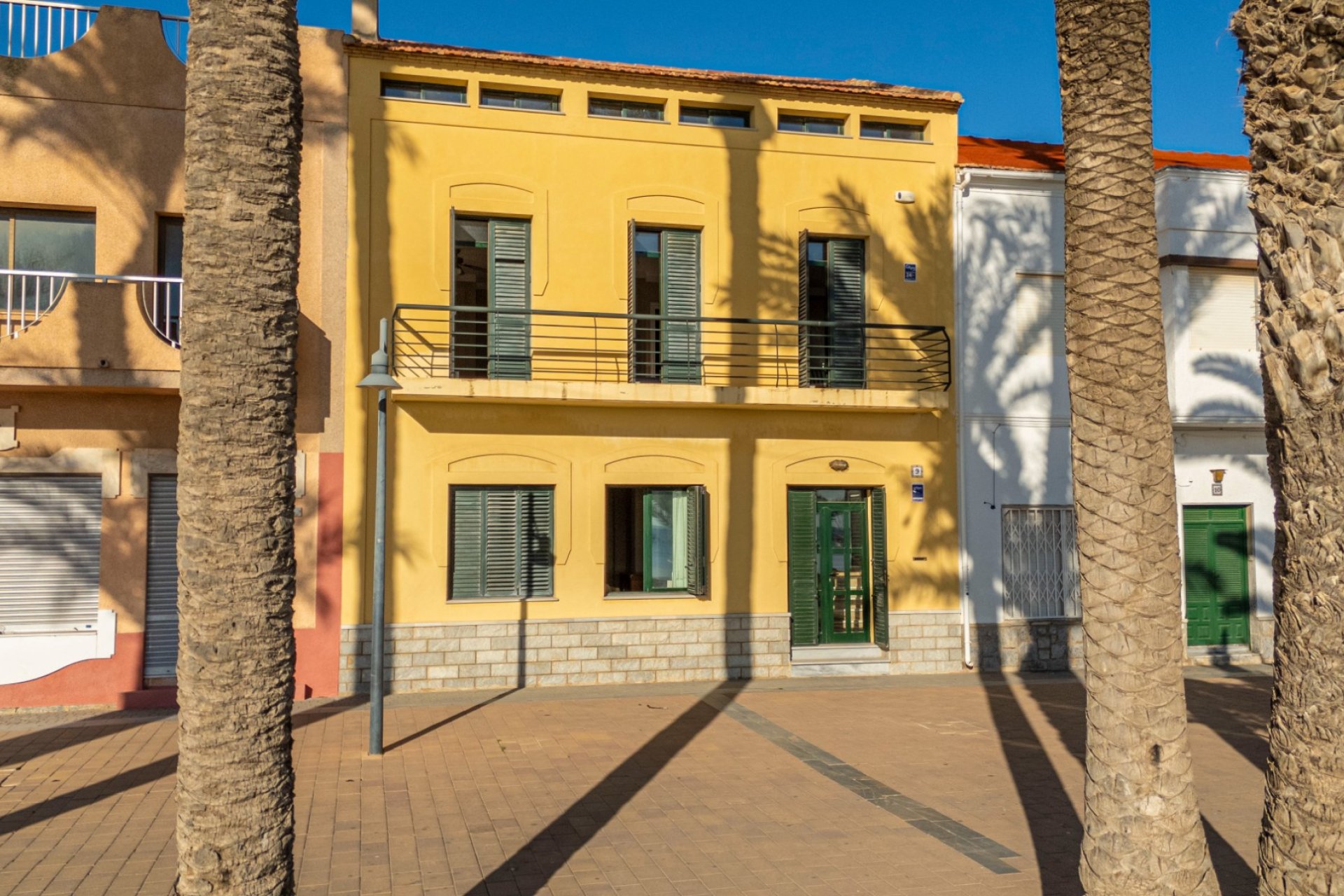 Resale - Townhouse - Santiago de la Ribera