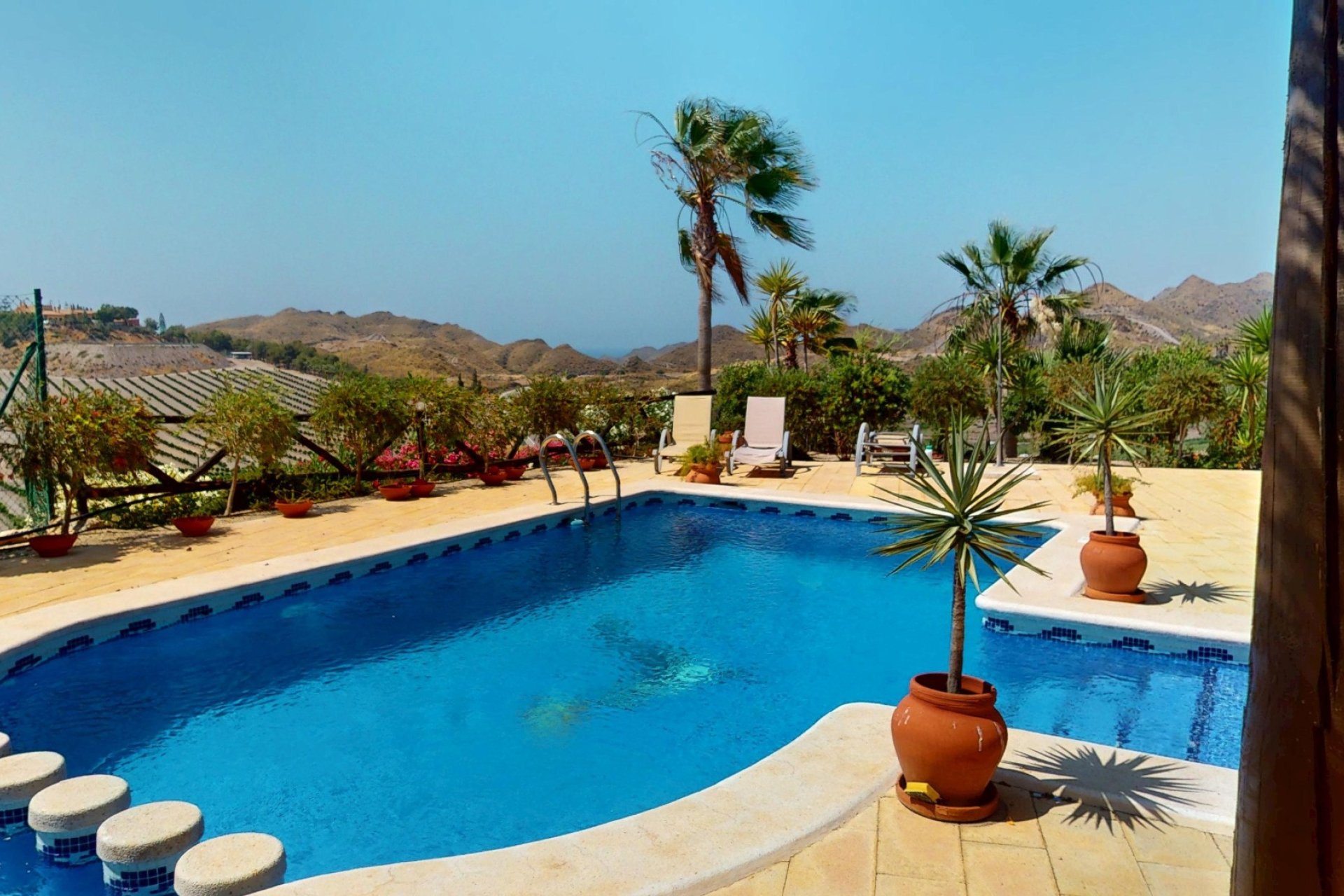 Resale - Villa - Aguilas