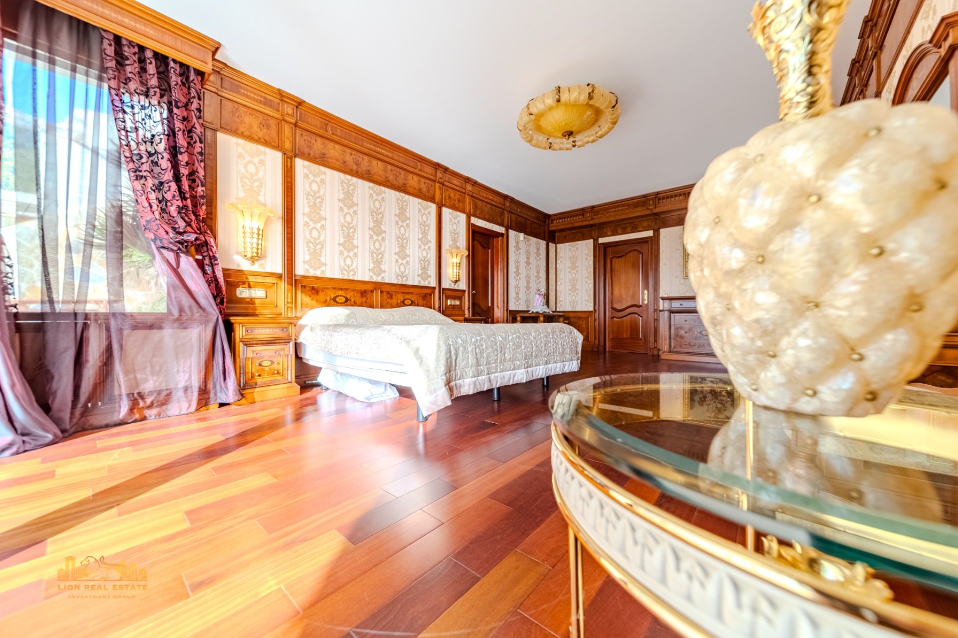 Resale - Villa - Altea