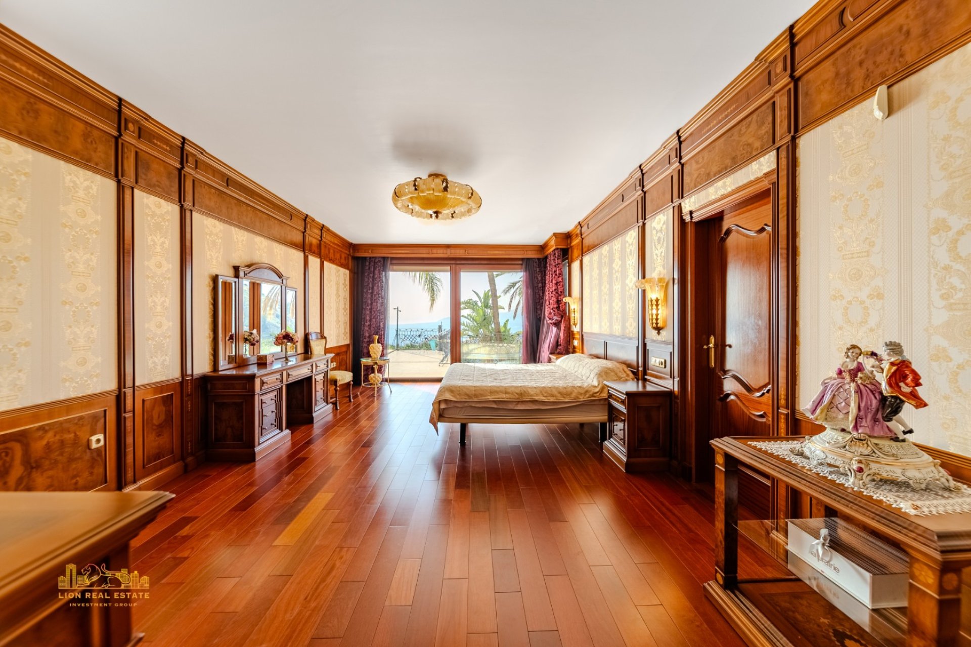 Resale - Villa - Altea