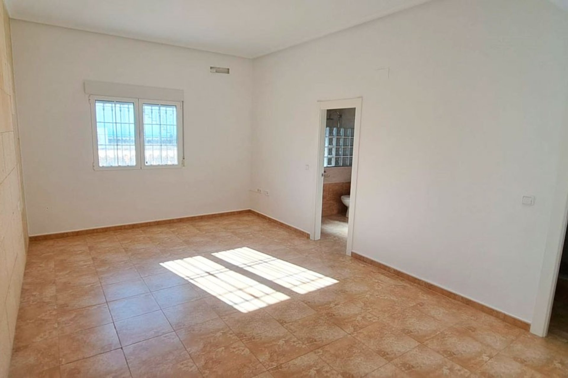 Resale - Villa - Catral