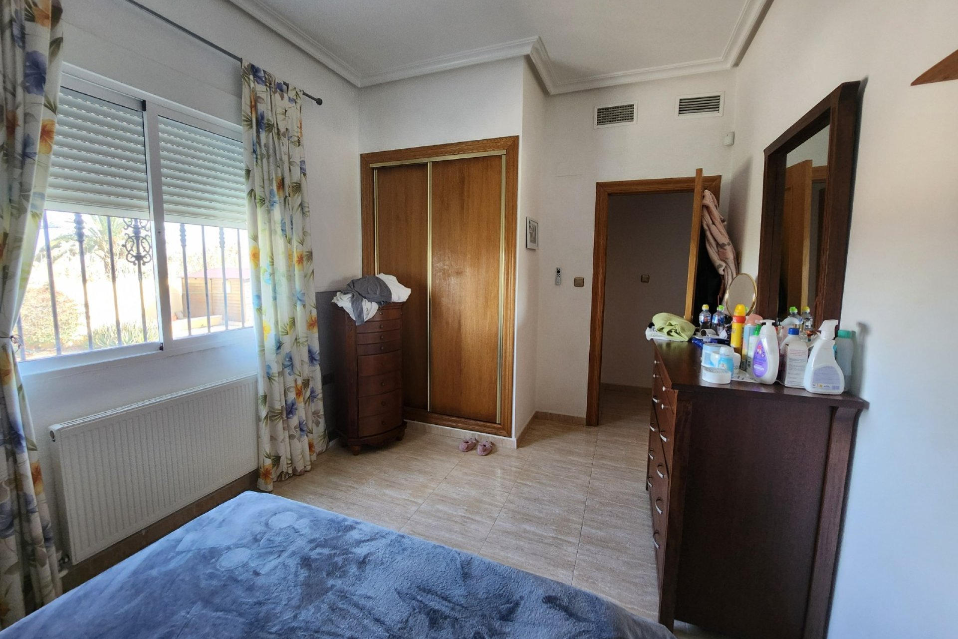 Resale - Villa - Catral