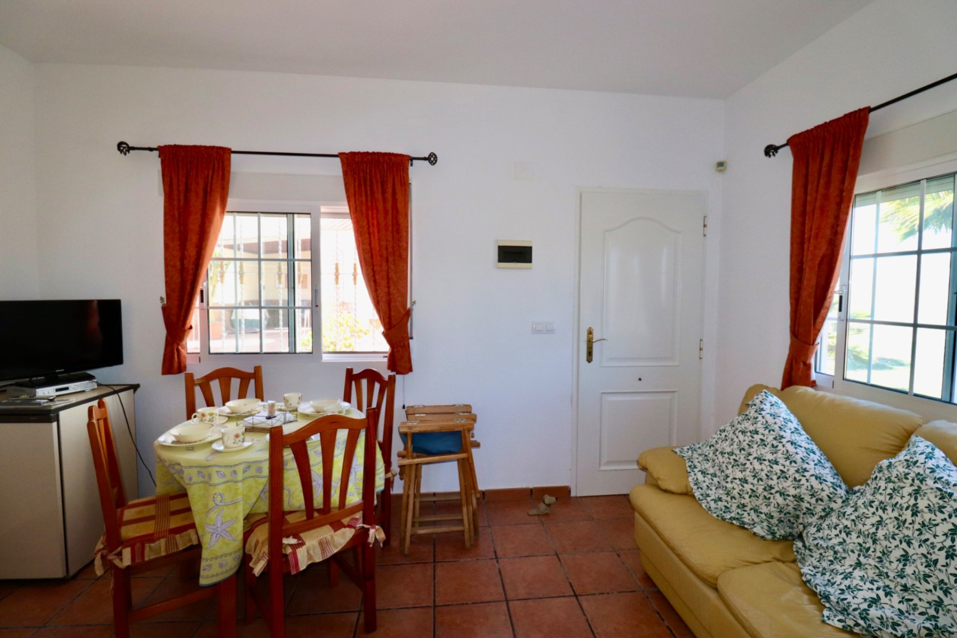 Resale - Villa - Catral