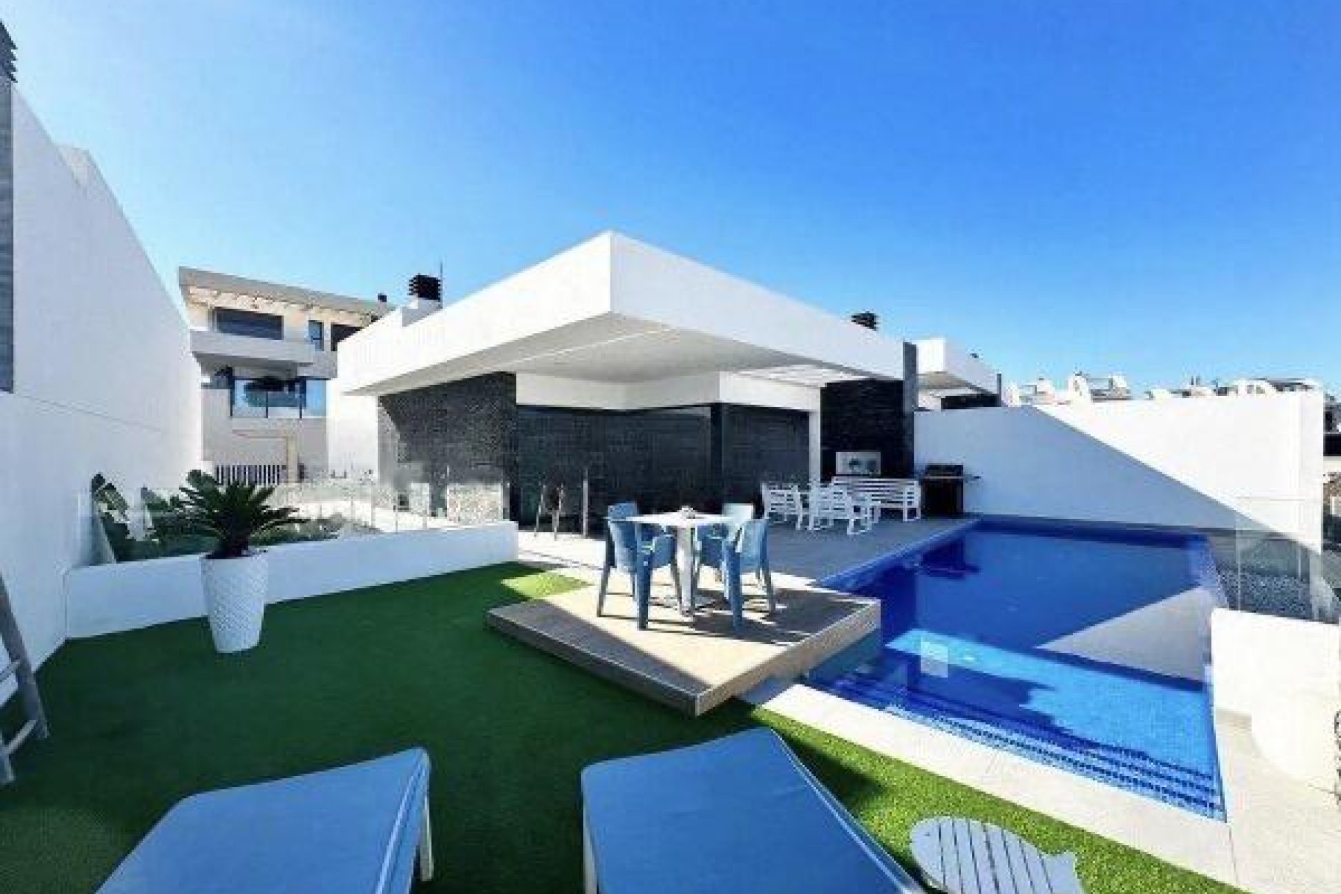 Resale - Villa - Ciudad quesada - Altos del golf i